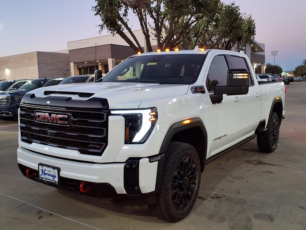 2026 GMC Sierra 2500 HD AT4 Crew Cab Standard Box 4WD