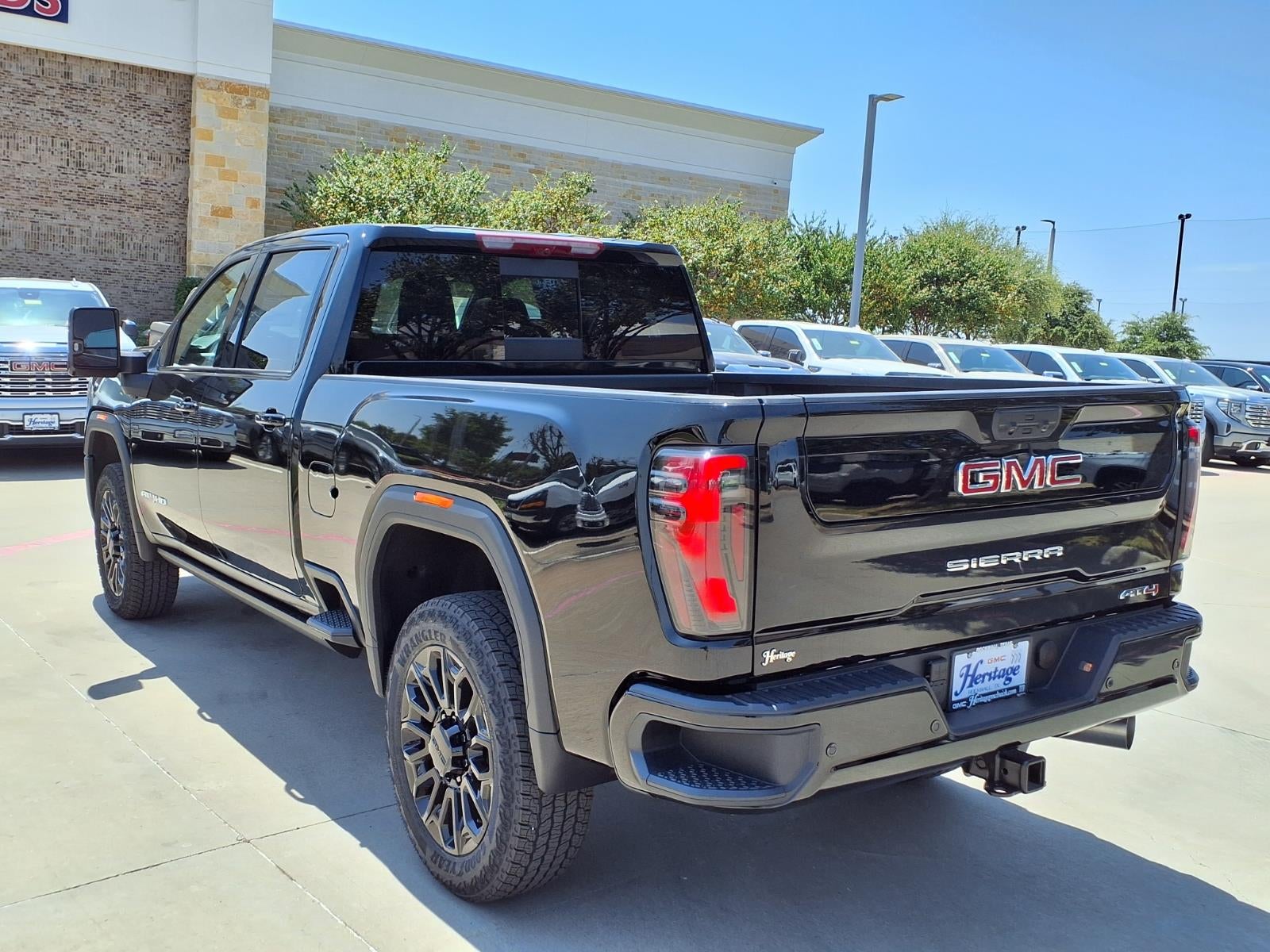 2026 GMC Sierra 2500 HD AT4 Crew Cab Standard Box 4WD