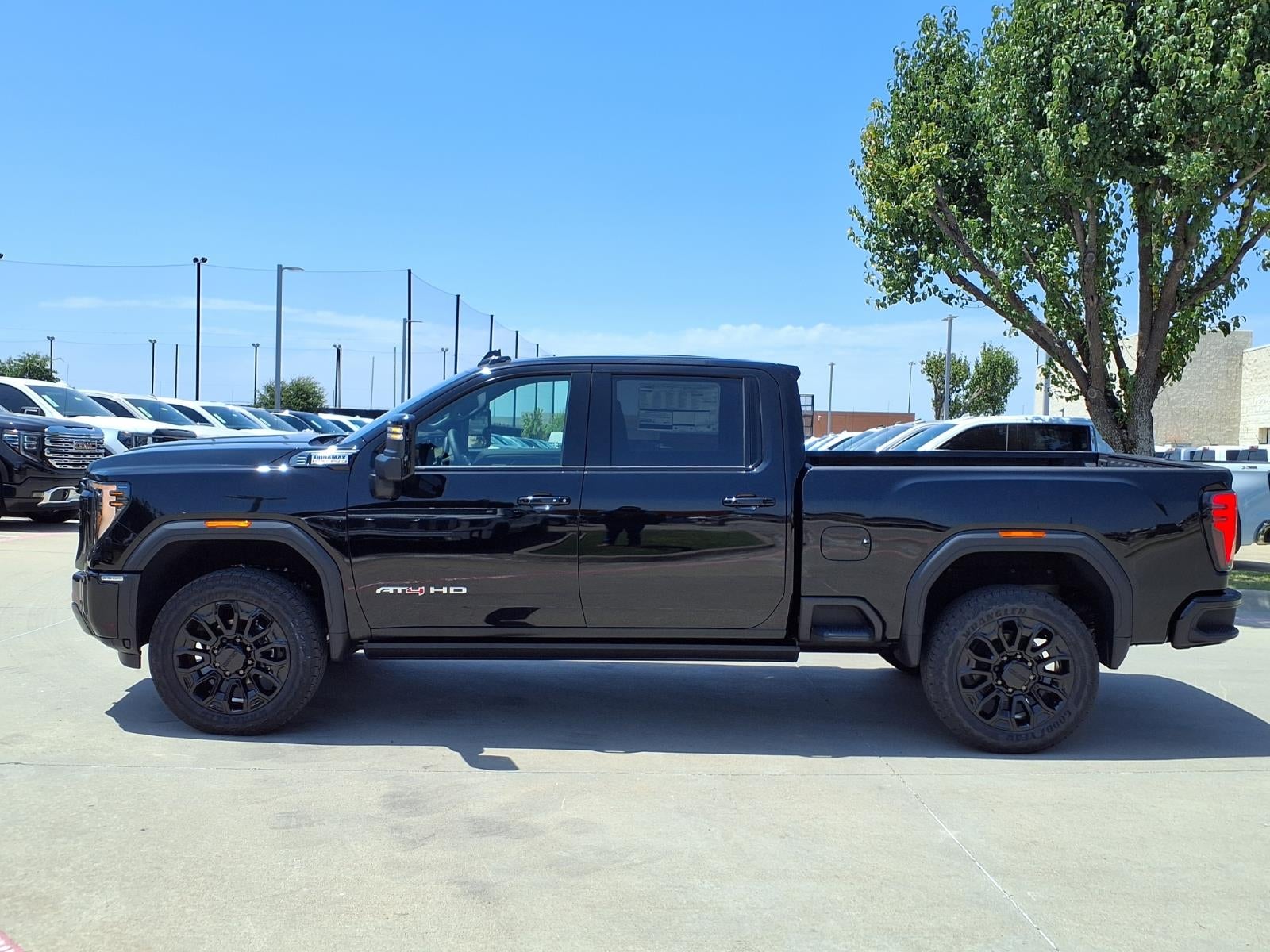2026 GMC Sierra 2500 HD AT4 Crew Cab Standard Box 4WD