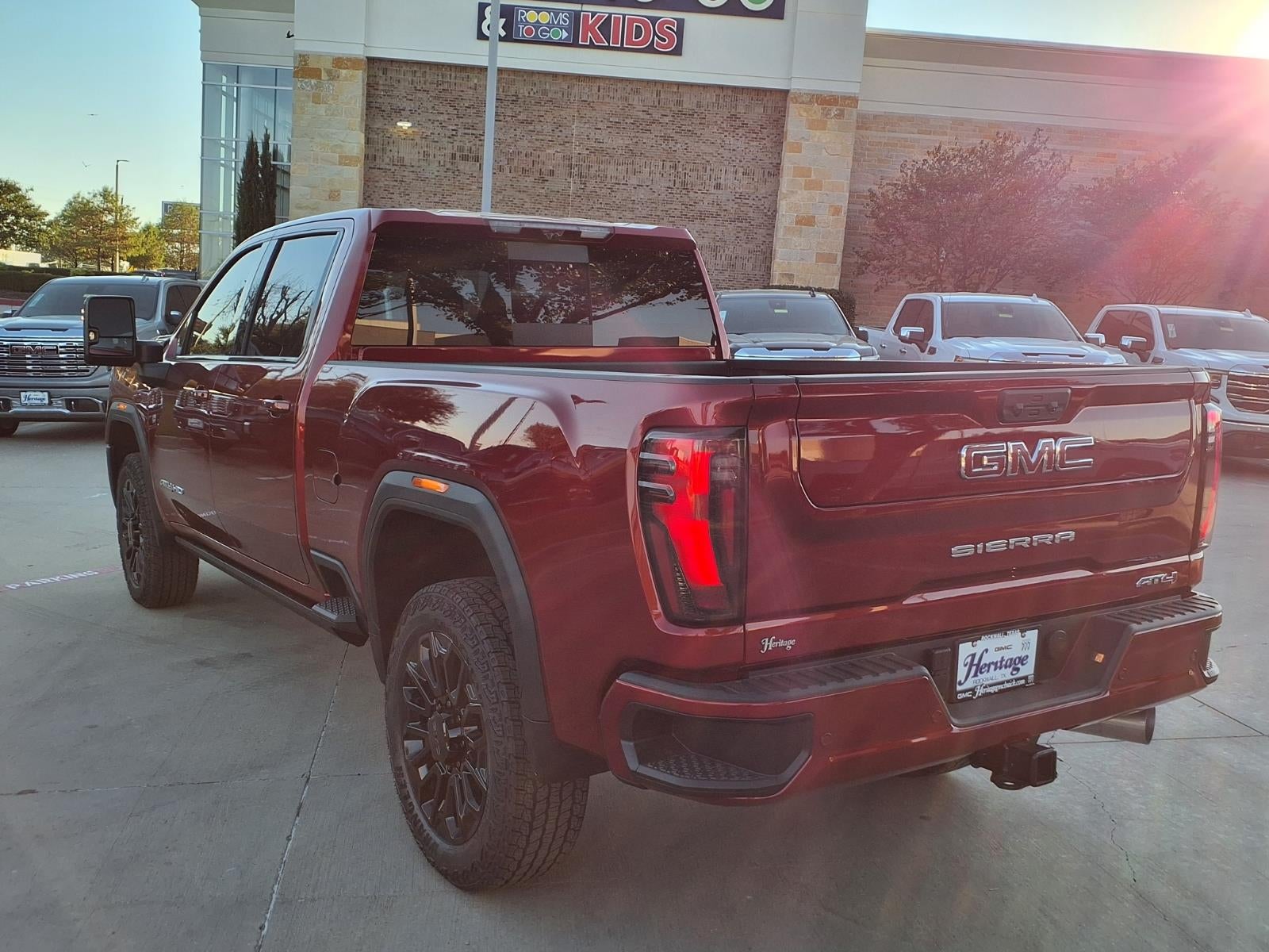 2026 GMC Sierra 2500 HD AT4 Crew Cab Standard Box 4WD