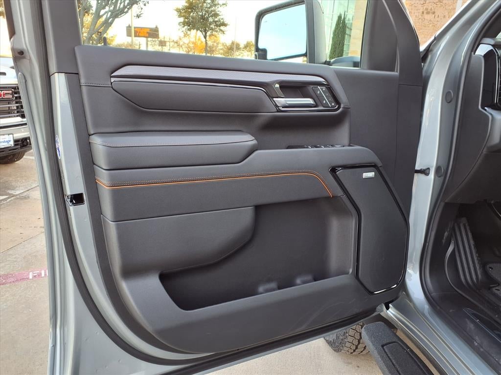 2026 GMC Sierra 2500 HD AT4 Crew Cab Standard Box 4WD