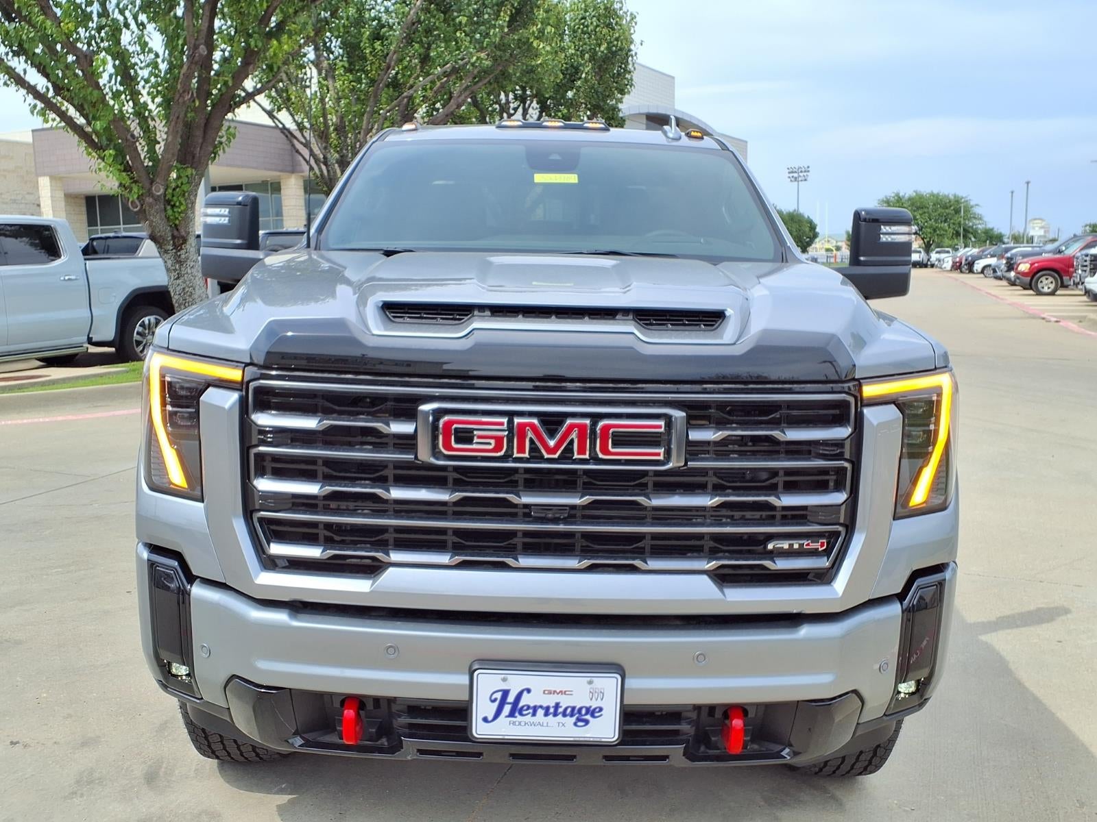 2026 GMC Sierra 2500 HD AT4 Crew Cab Standard Box 4WD