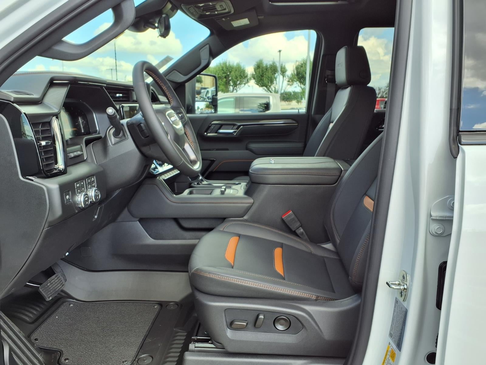 2026 GMC Sierra 2500 HD AT4 Crew Cab Standard Box 4WD