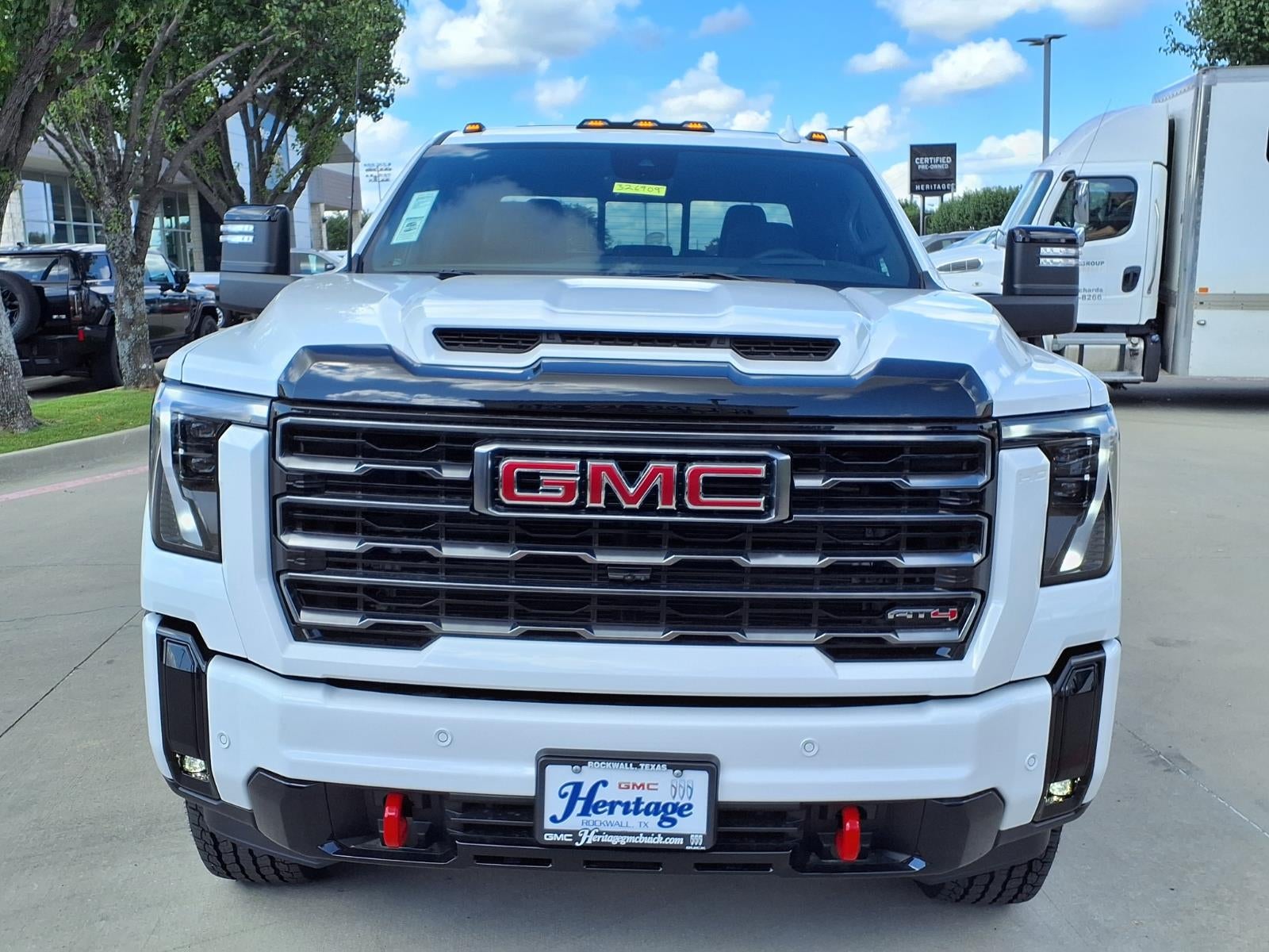 2026 GMC Sierra 2500 HD AT4 Crew Cab Standard Box 4WD