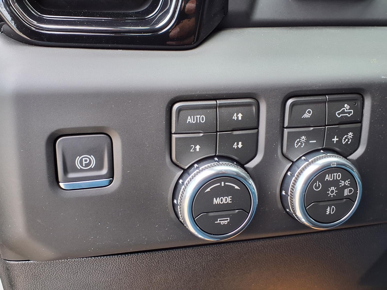2026 GMC Sierra 2500 HD AT4 Crew Cab Standard Box 4WD