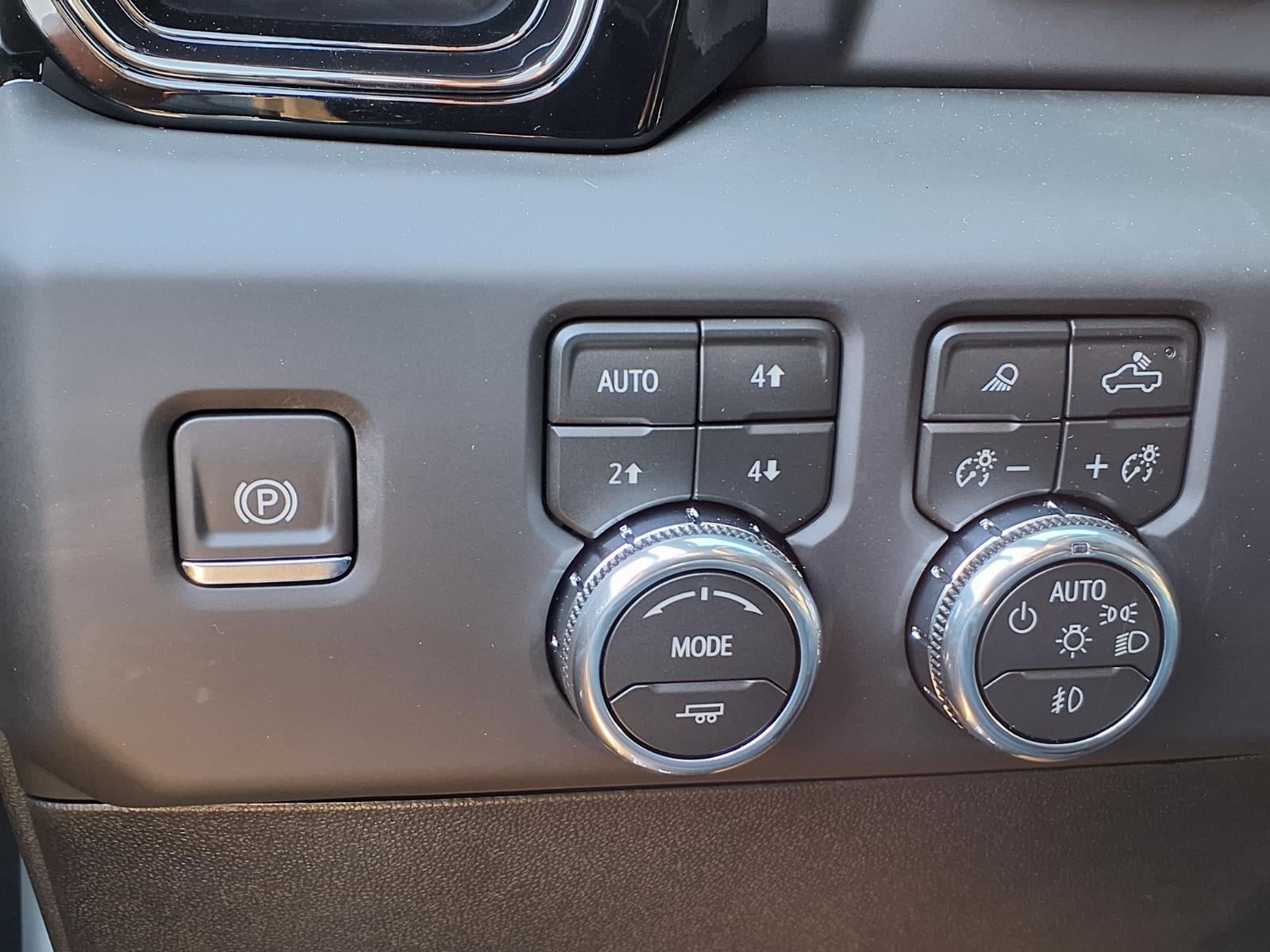 2026 GMC Sierra 2500 HD AT4 Crew Cab Standard Box 4WD