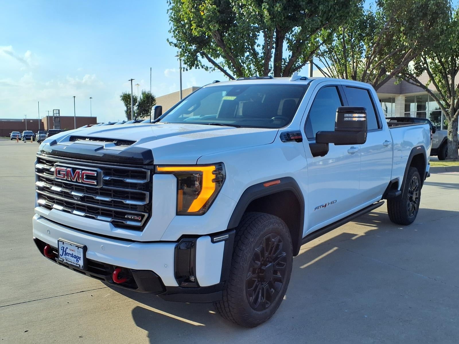 2026 GMC Sierra 2500 HD AT4 Crew Cab Standard Box 4WD