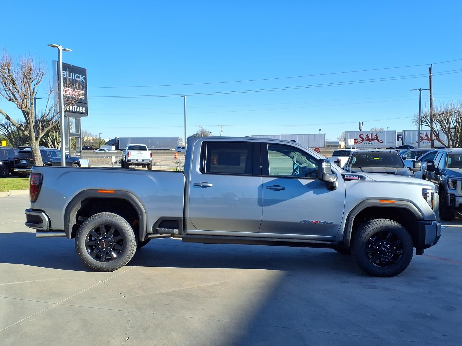 2026 GMC Sierra 2500 HD AT4 Crew Cab Standard Box 4WD