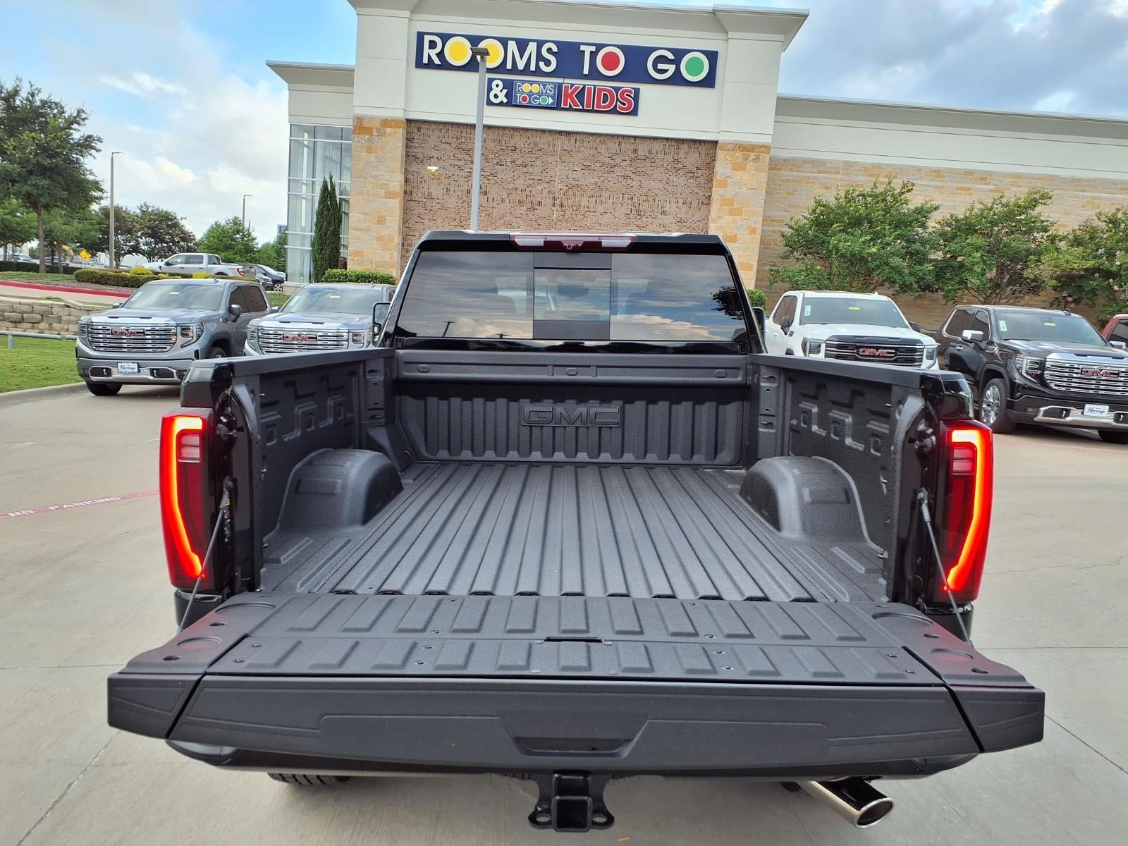 2026 GMC Sierra 2500 HD Denali Crew Cab Standard Box 4WD