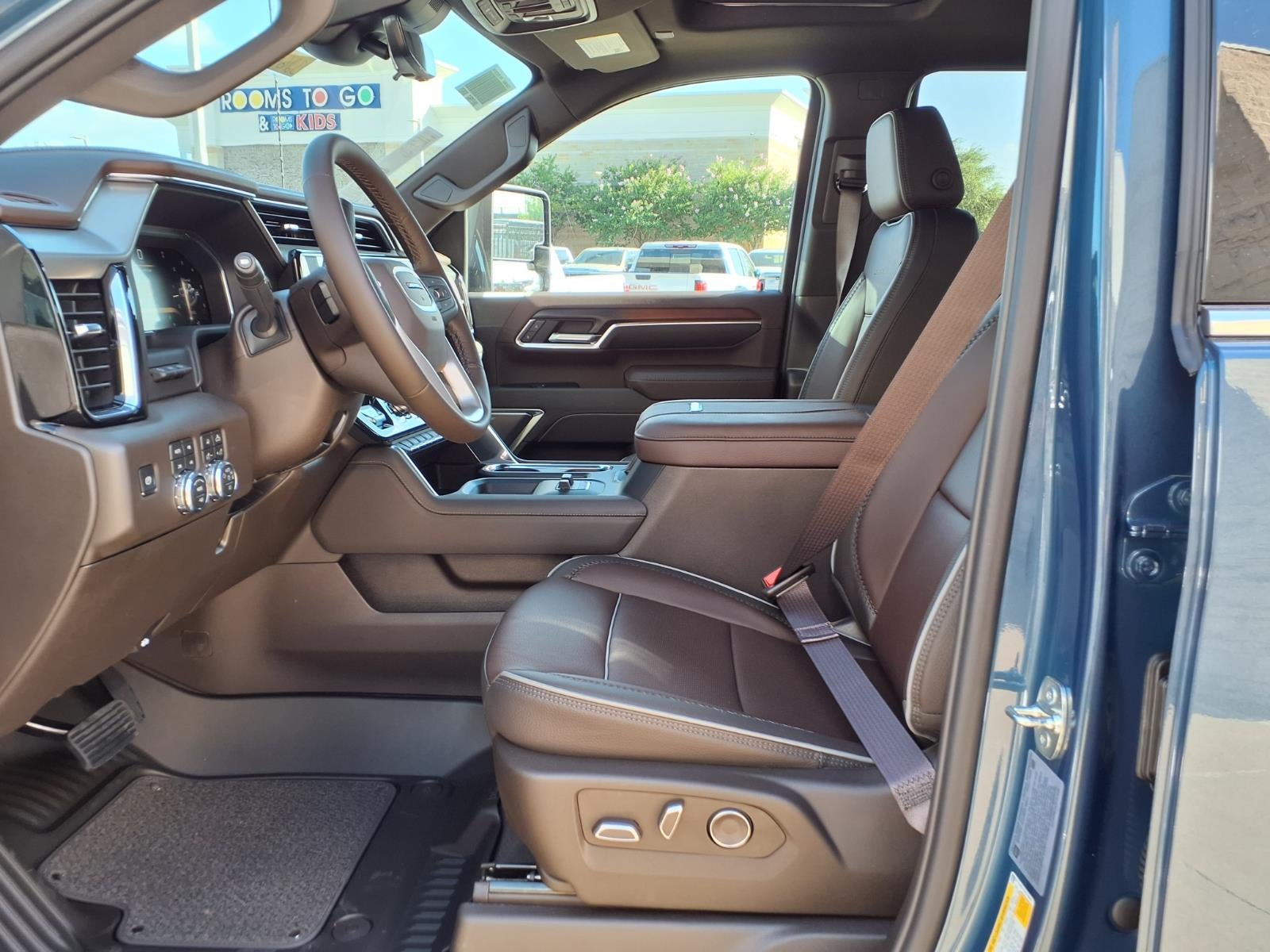2026 GMC Sierra 2500 HD Denali Crew Cab Standard Box 4WD