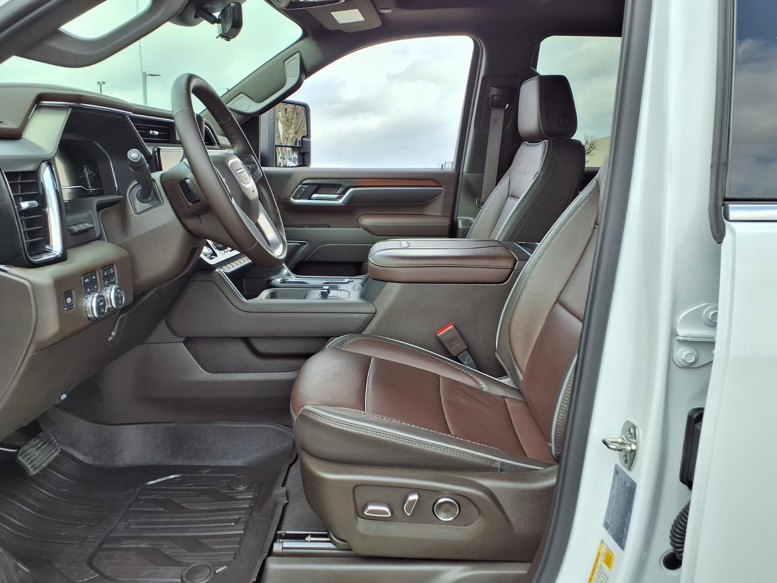 2025 GMC Sierra 3500 HD Denali DRW