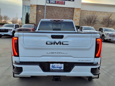 2026 GMC Sierra 3500 HD Denali Ultimate Crew Cab Long Box 4WD