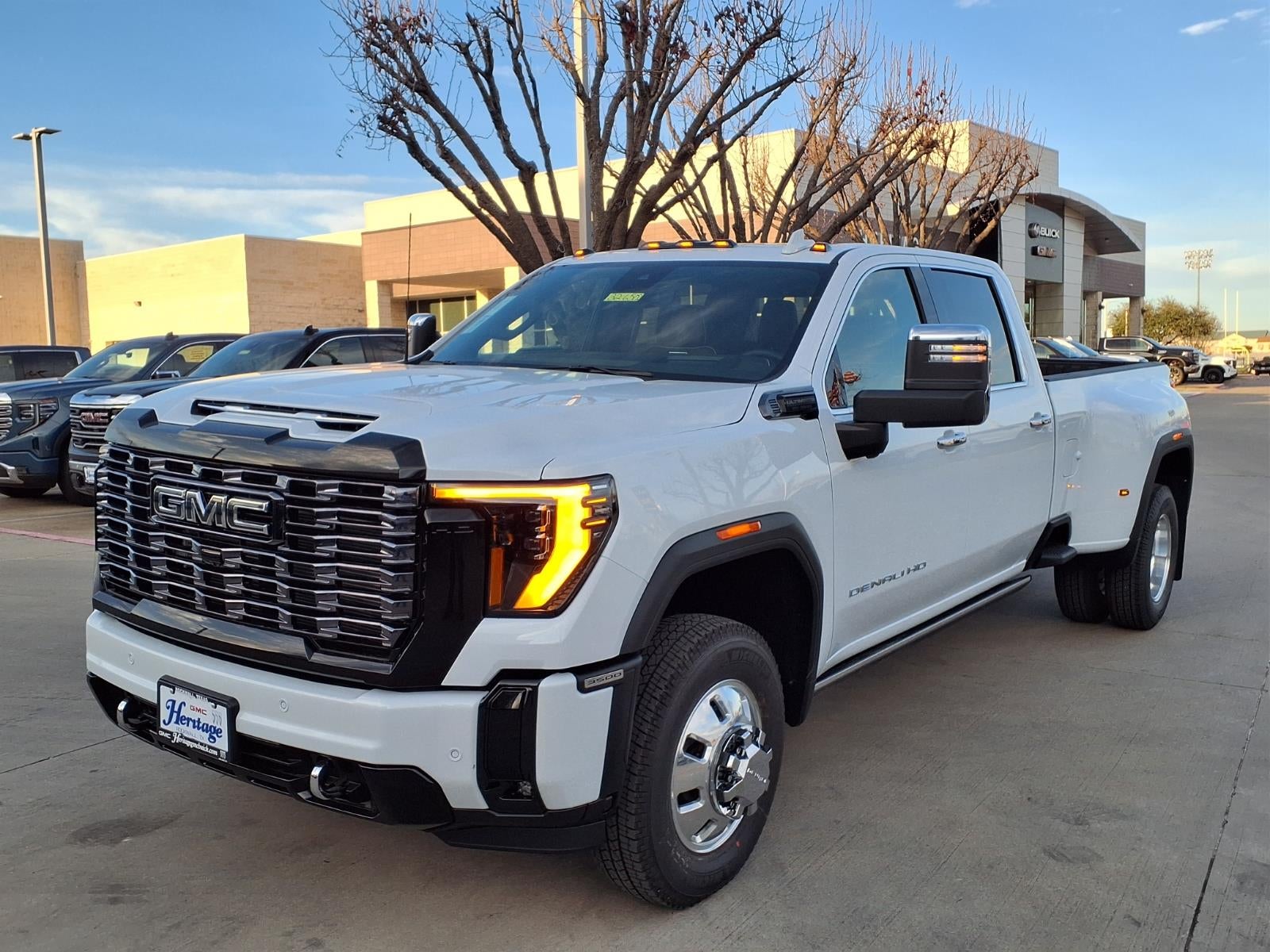 2026 GMC Sierra 3500 HD Denali Ultimate Crew Cab Long Box 4WD