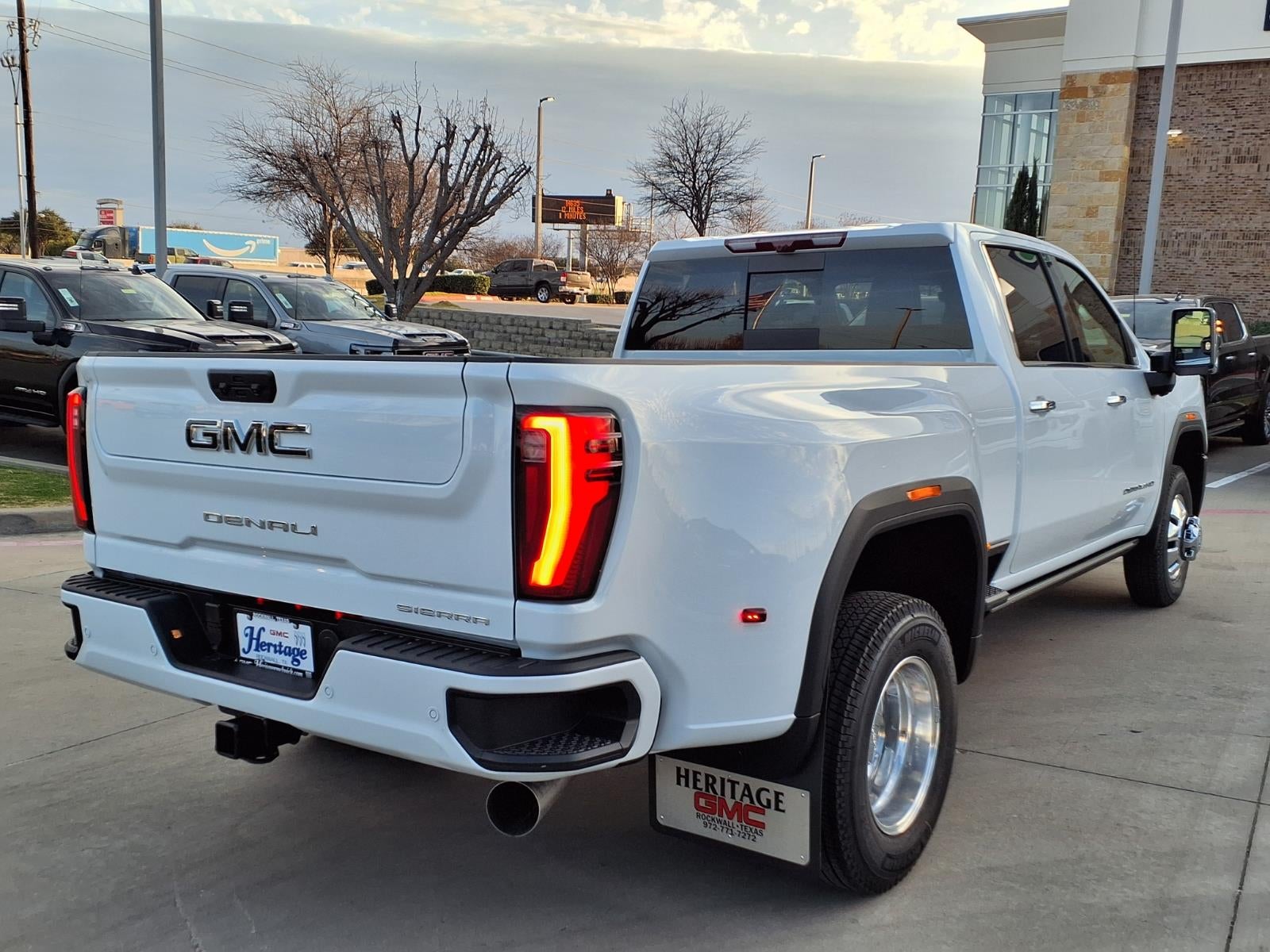 2026 GMC Sierra 3500 HD Denali Ultimate Crew Cab Long Box 4WD