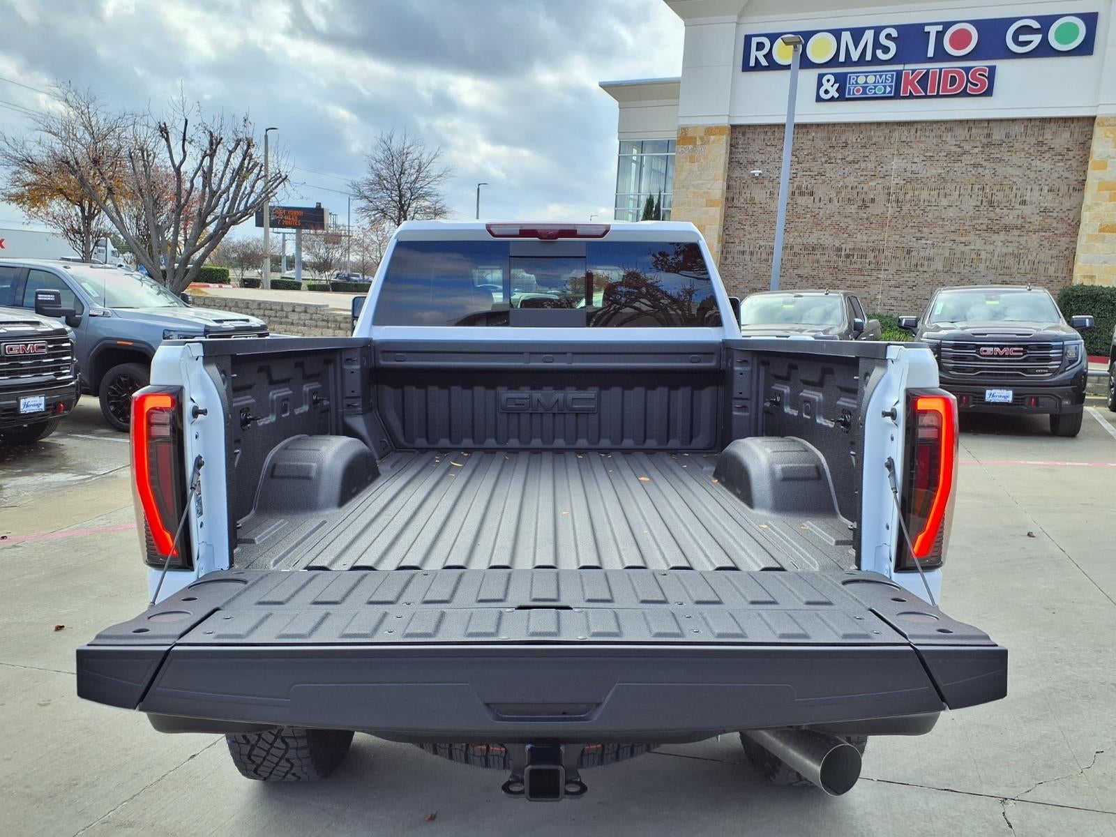 2026 GMC Sierra 2500 HD AT4X Crew Cab Standard Box 4WD