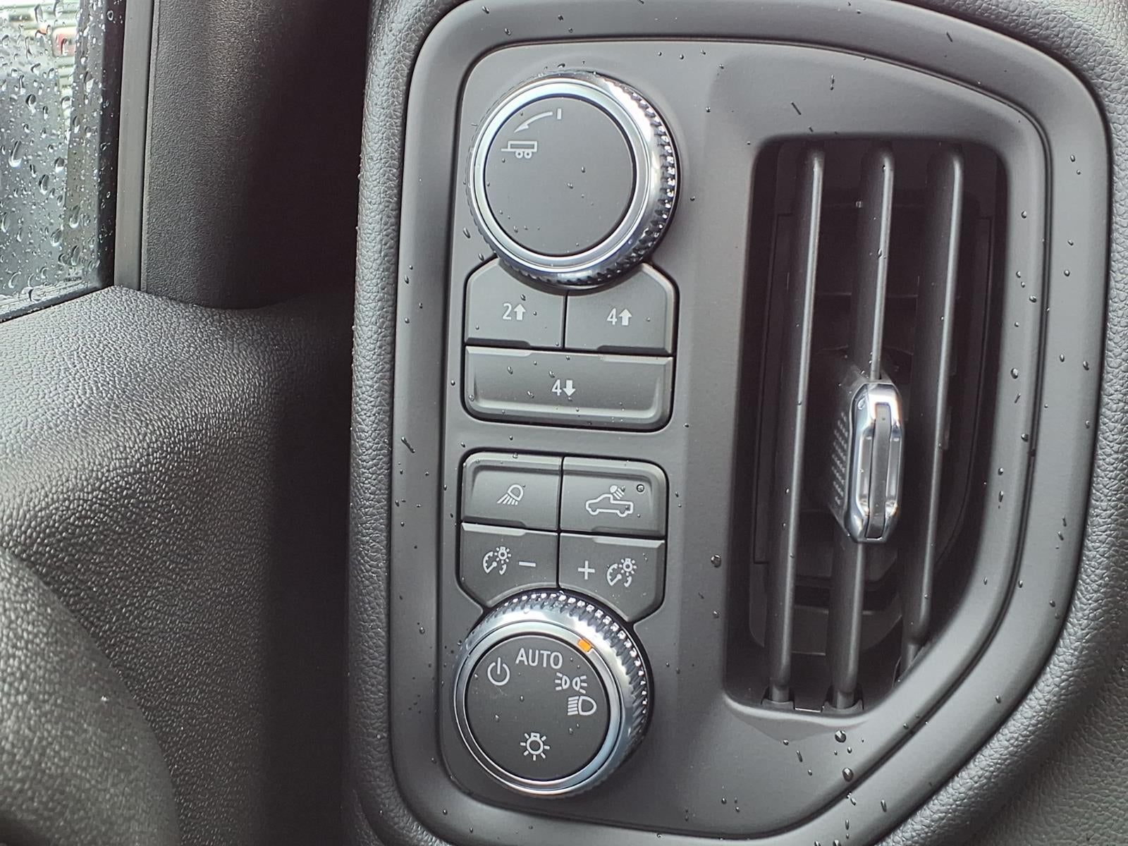 2026 GMC Sierra 2500 HD Pro Double Cab Standard Box 4WD