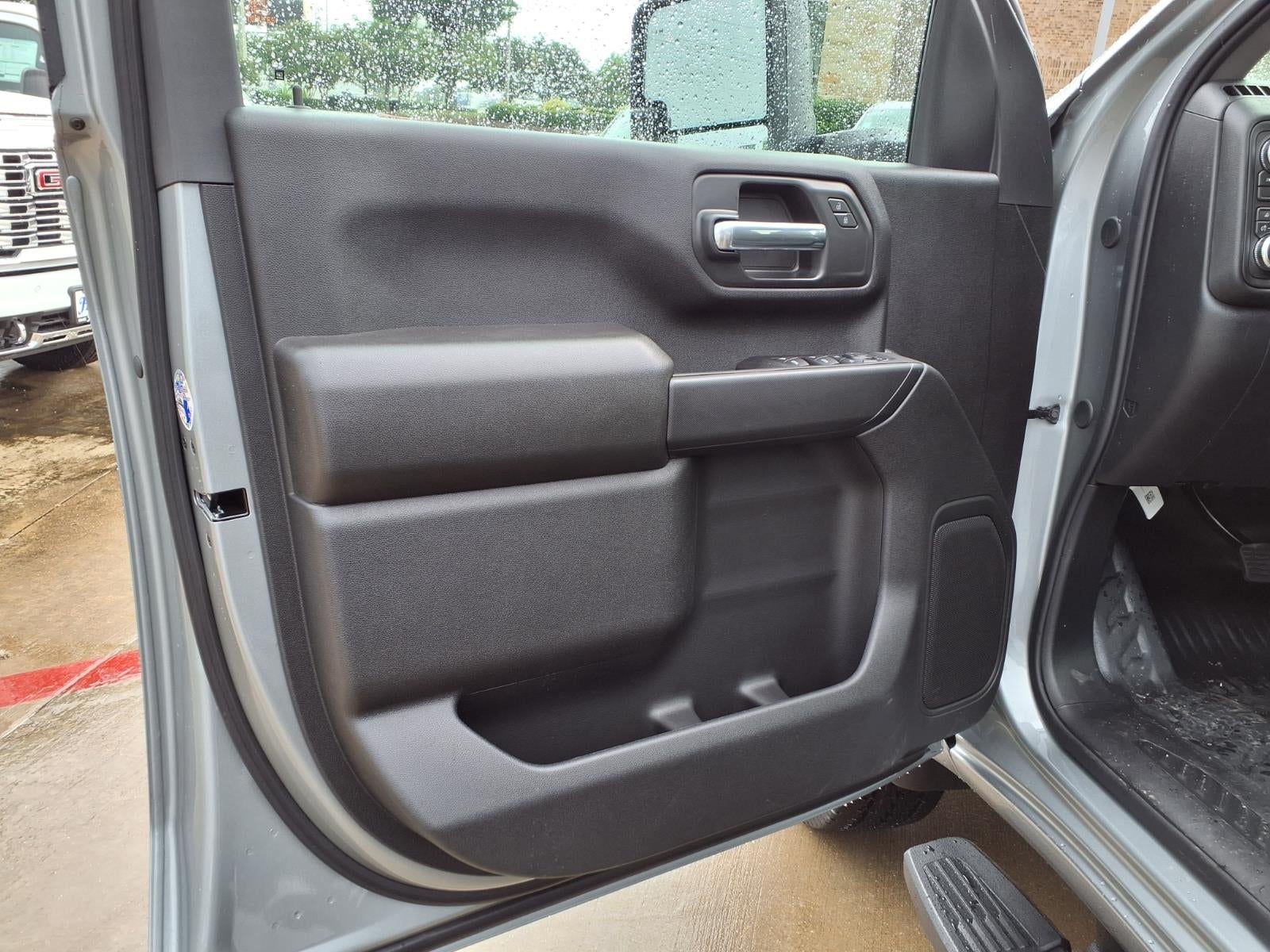 2026 GMC Sierra 2500 HD Pro Double Cab Standard Box 4WD