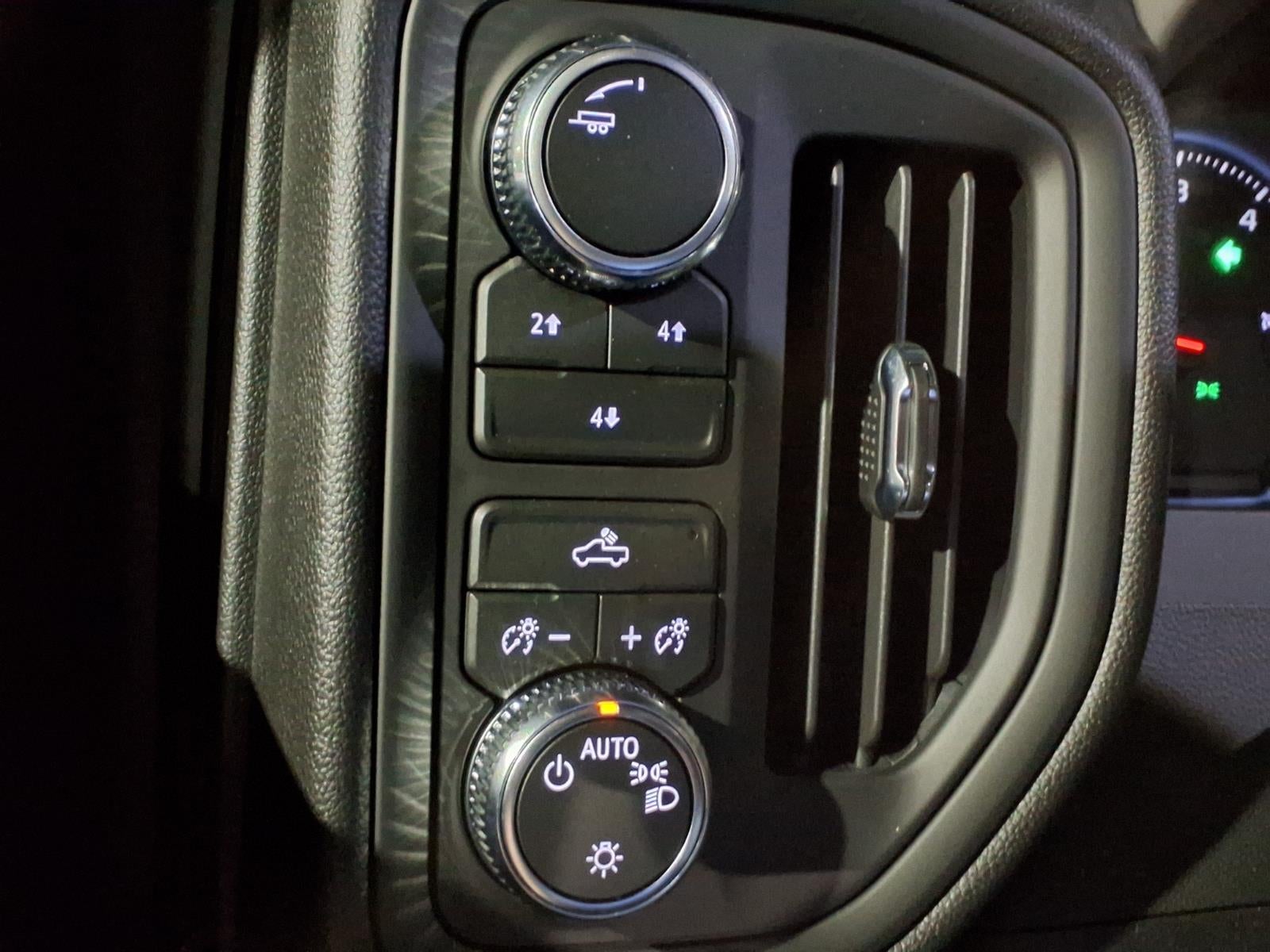 2026 GMC Sierra 2500 HD Pro Double Cab Standard Box 4WD