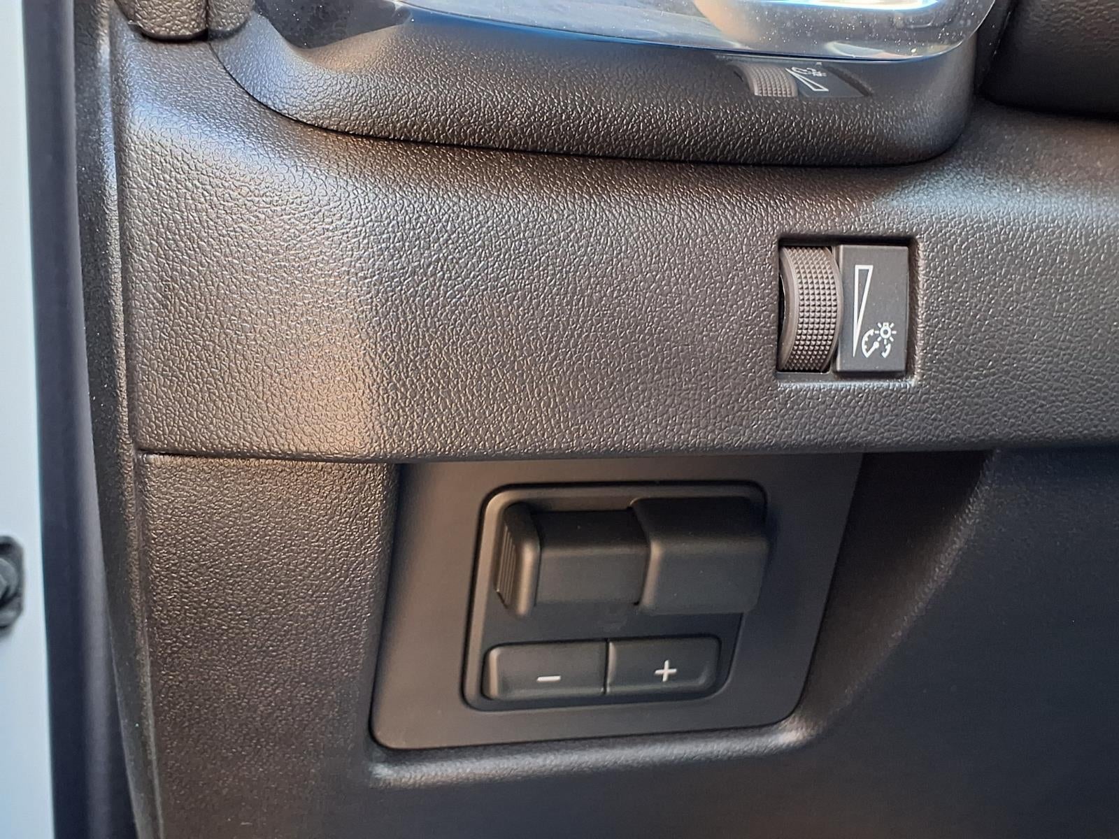 2026 GMC Canyon Elevation Crew Cab Short Box RWD