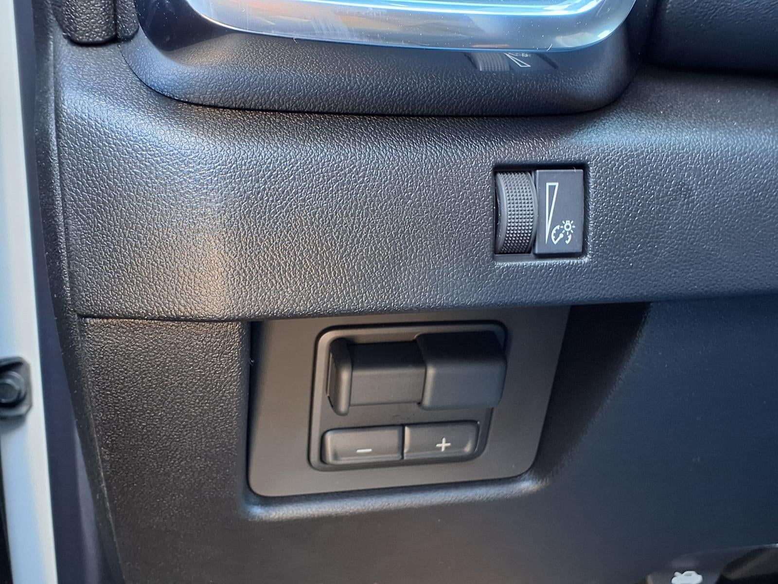 2026 GMC Canyon Elevation Crew Cab Short Box RWD