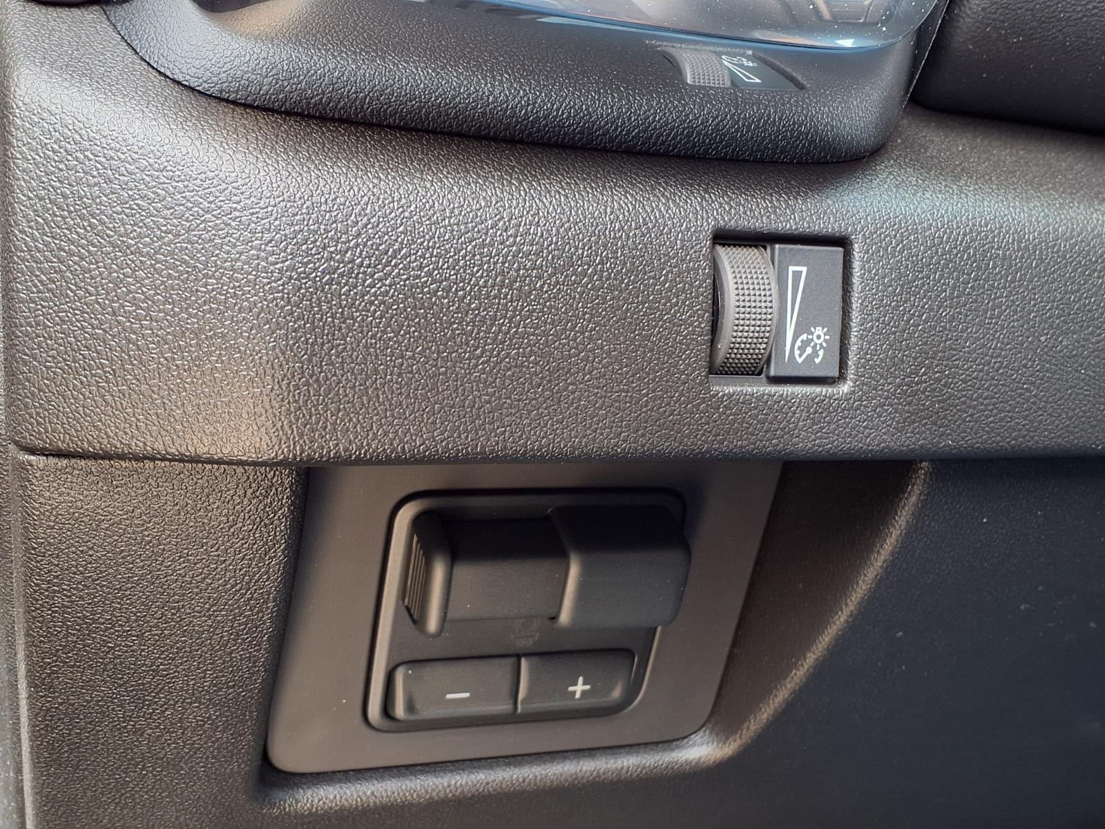 2026 GMC Canyon Elevation Crew Cab Short Box RWD