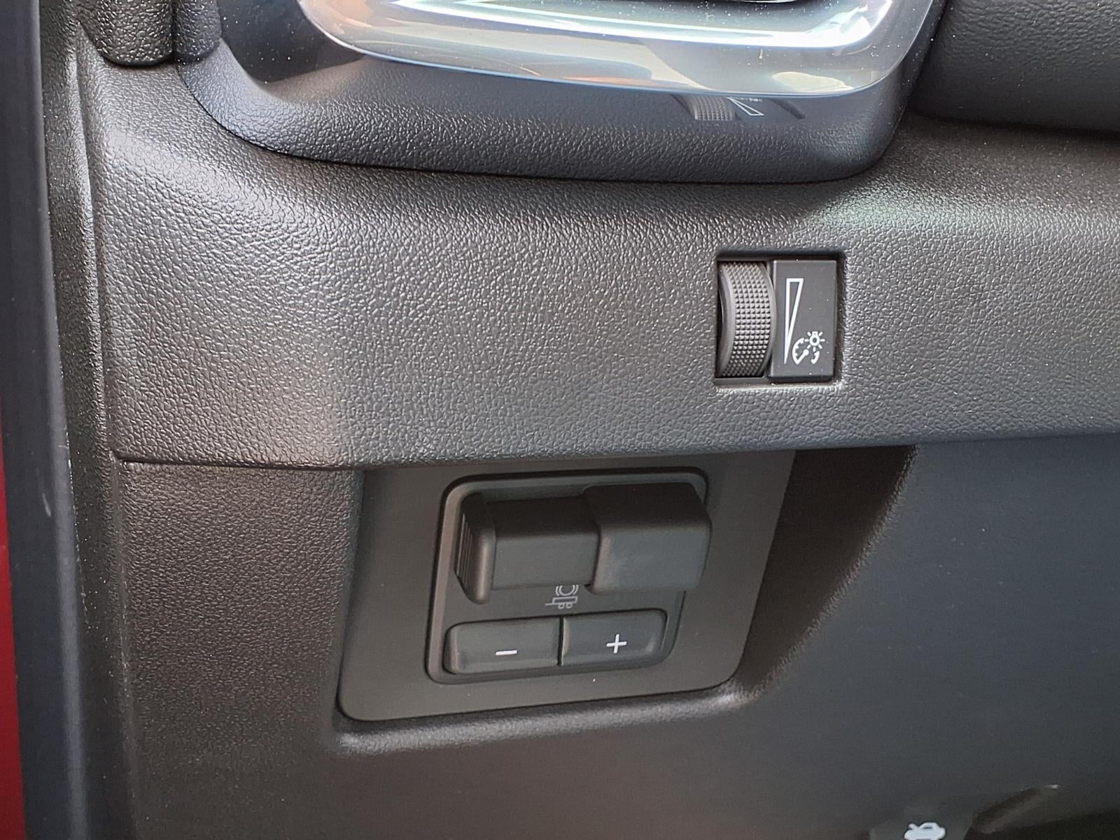 2026 GMC Canyon Elevation Crew Cab Short Box RWD