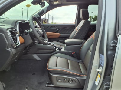 2026 GMC Canyon AT4 Crew Cab Short Box 4WD