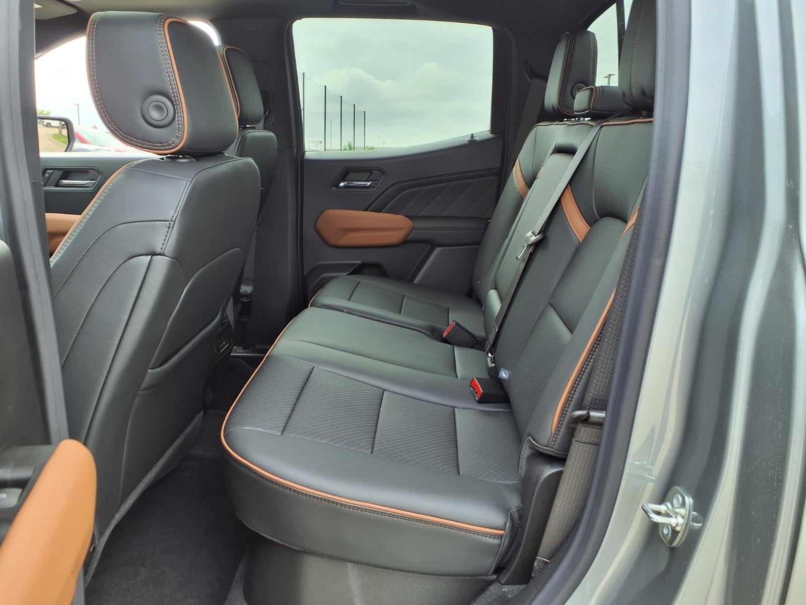 2026 GMC Canyon AT4 Crew Cab Short Box 4WD