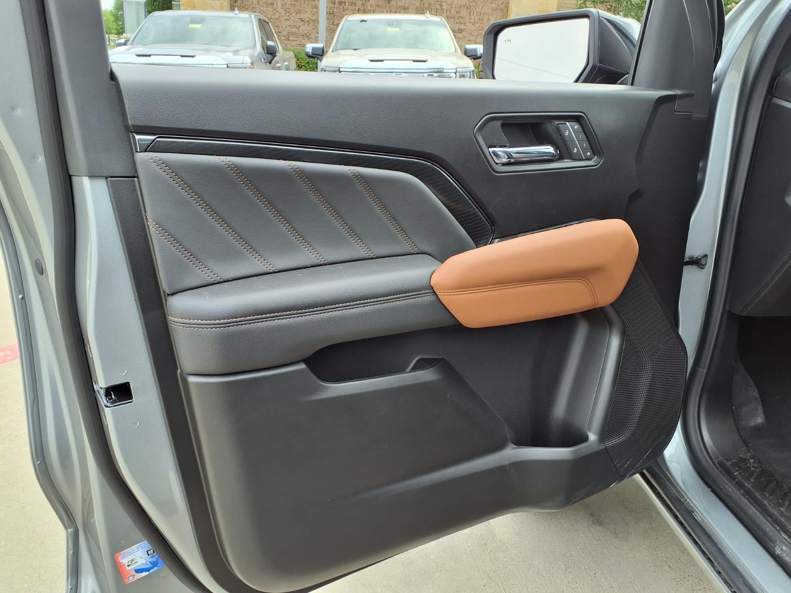 2026 GMC Canyon AT4 Crew Cab Short Box 4WD