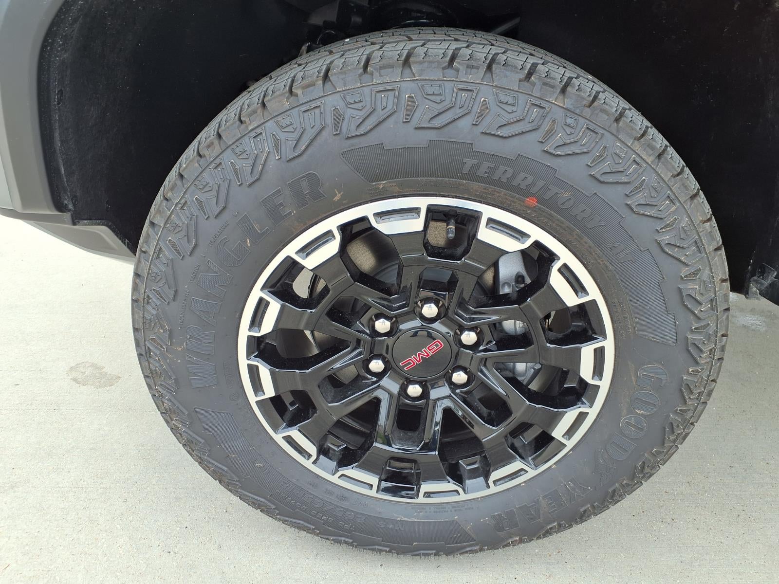 2026 GMC Canyon AT4 Crew Cab Short Box 4WD