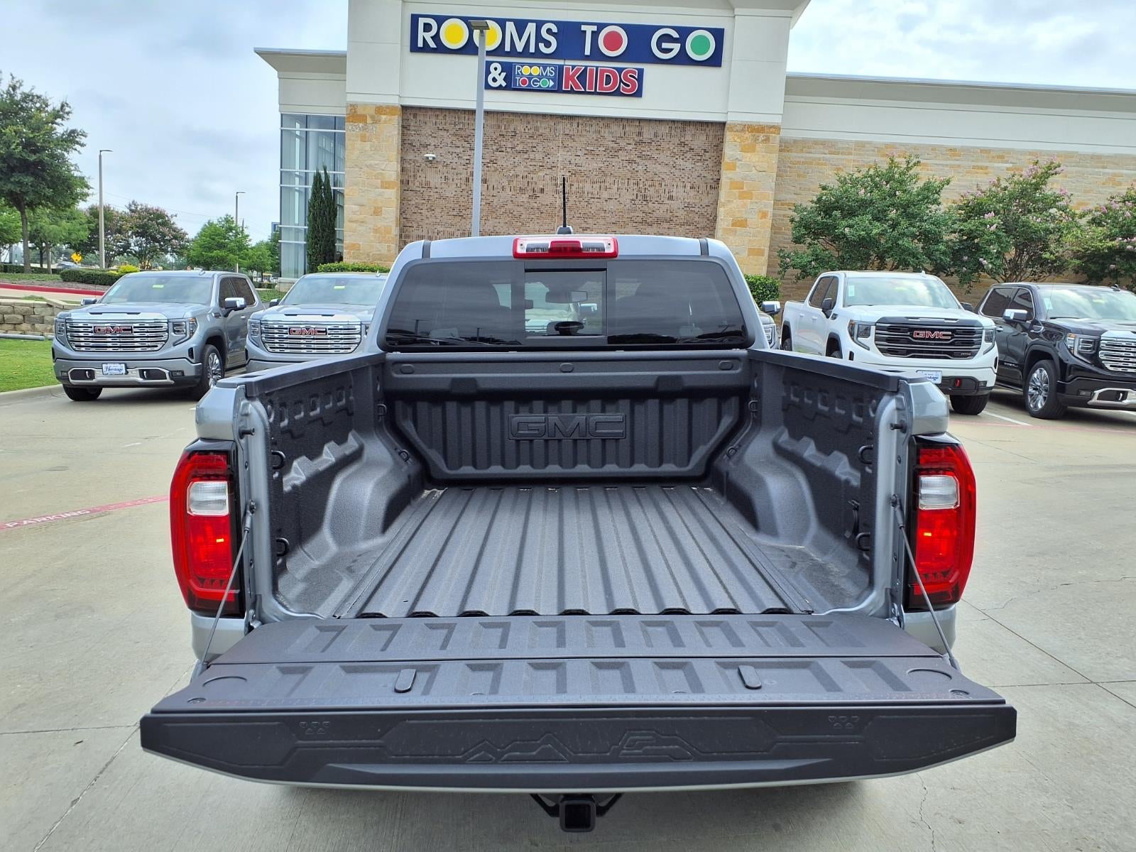 2026 GMC Canyon AT4 Crew Cab Short Box 4WD
