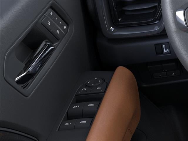 2026 GMC Canyon AT4 Crew Cab Short Box 4WD