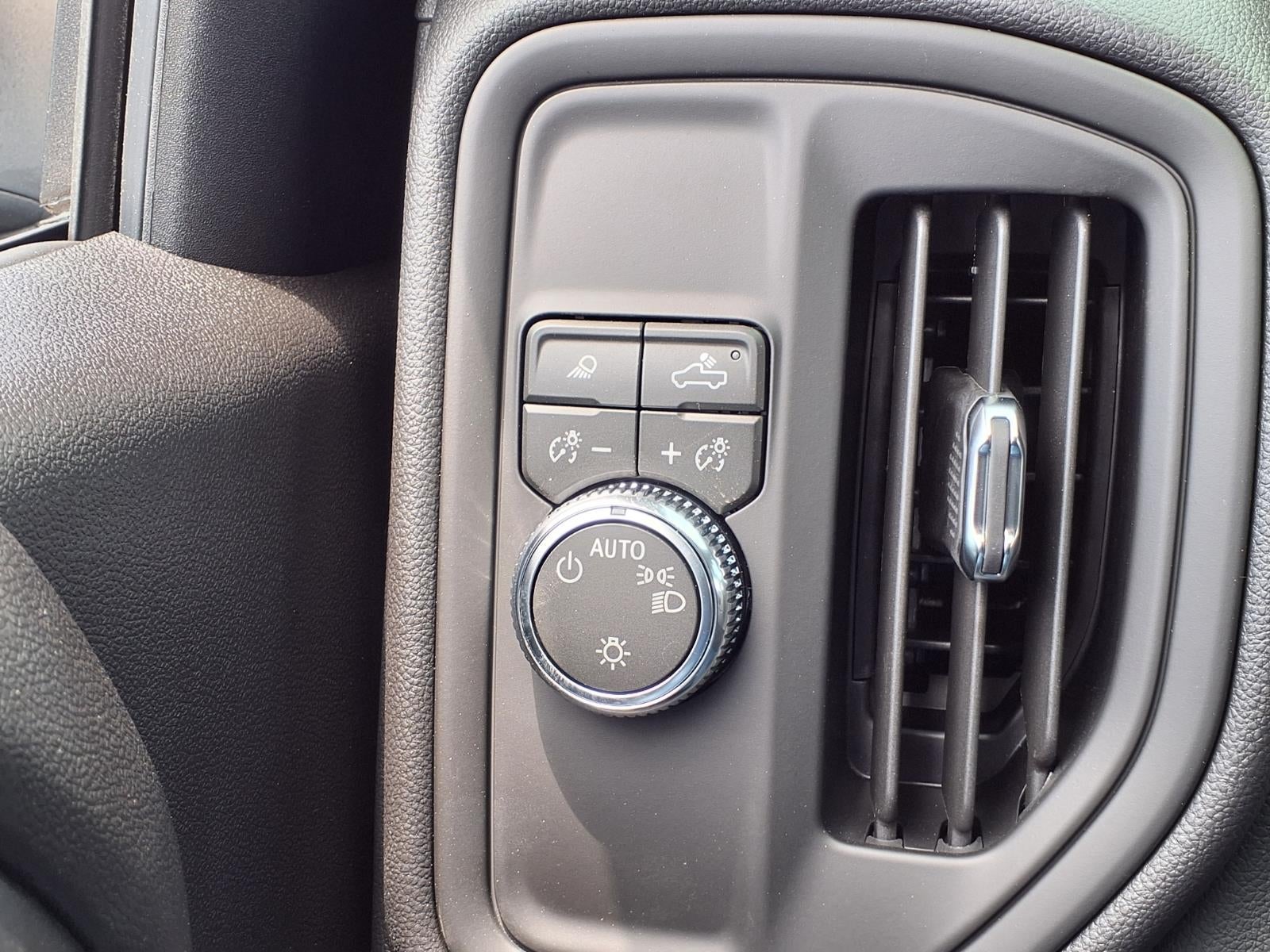 2026 GMC Sierra 1500 Pro Crew Cab Short Box RWD