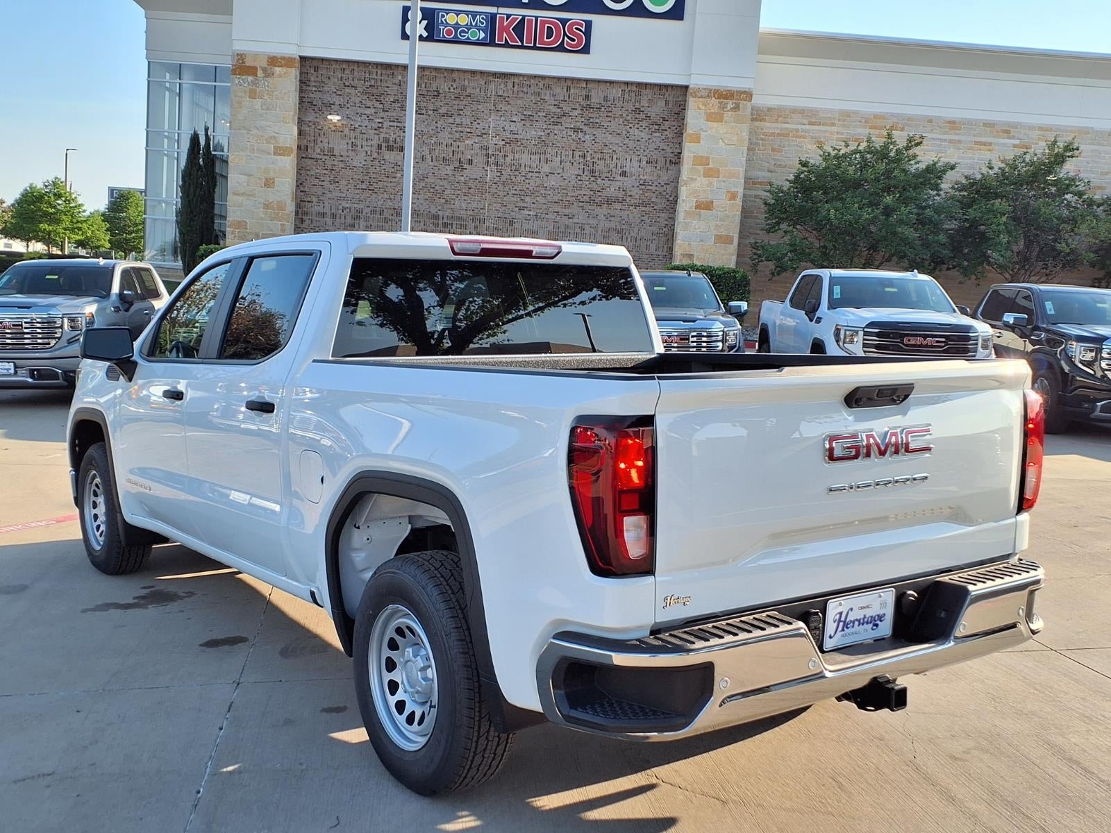 2026 GMC Sierra 1500 Pro Crew Cab Short Box RWD