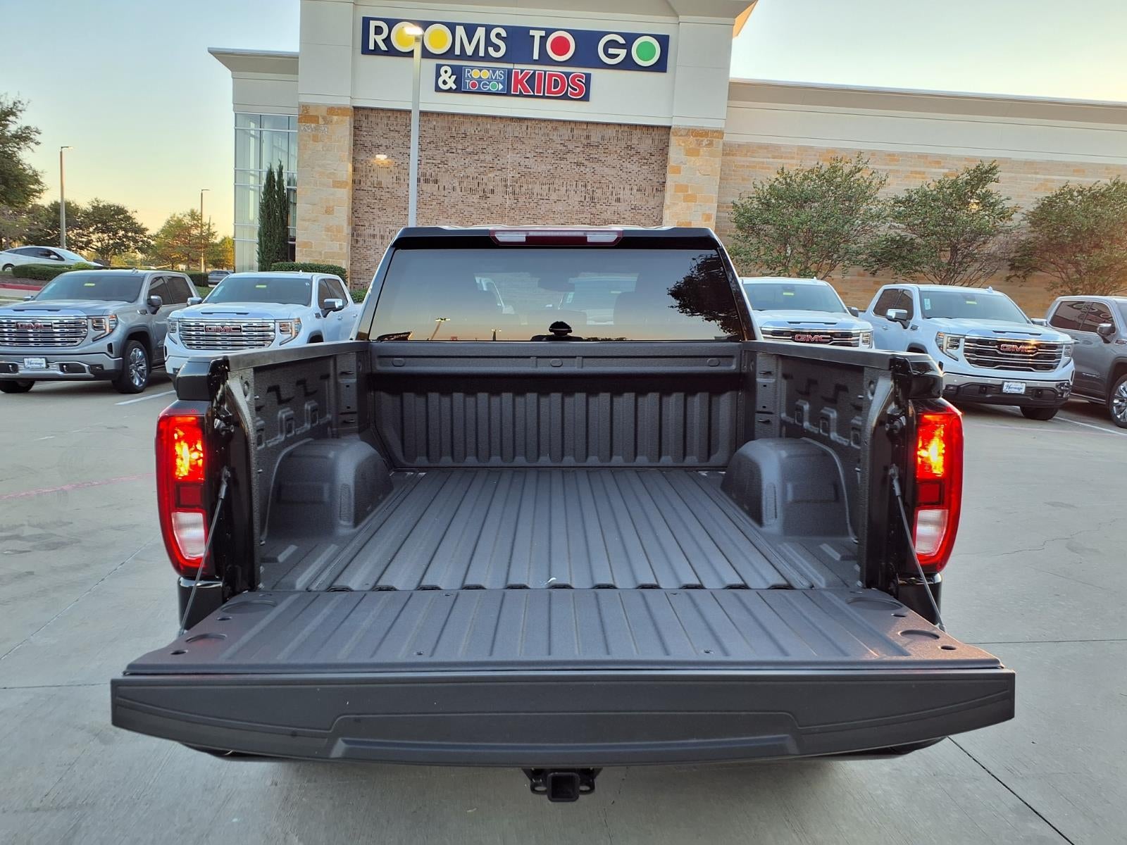 2026 GMC Sierra 1500 Pro Crew Cab Short Box RWD
