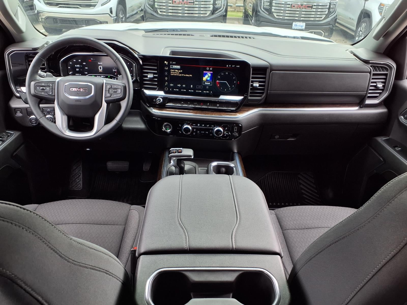 2024 GMC Sierra 1500 Elevation