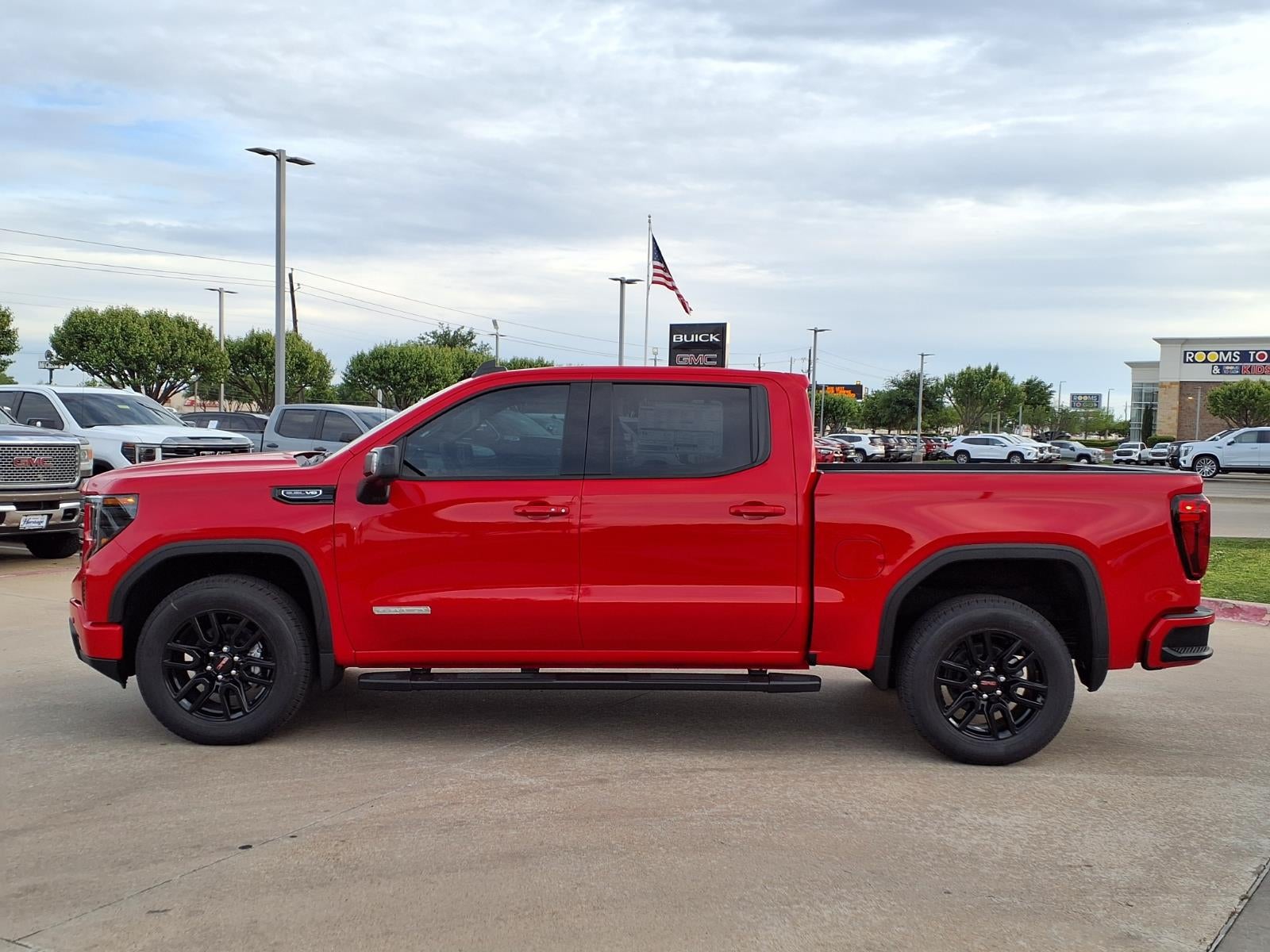 2026 GMC Sierra 1500 Elevation Crew Cab Short Box RWD