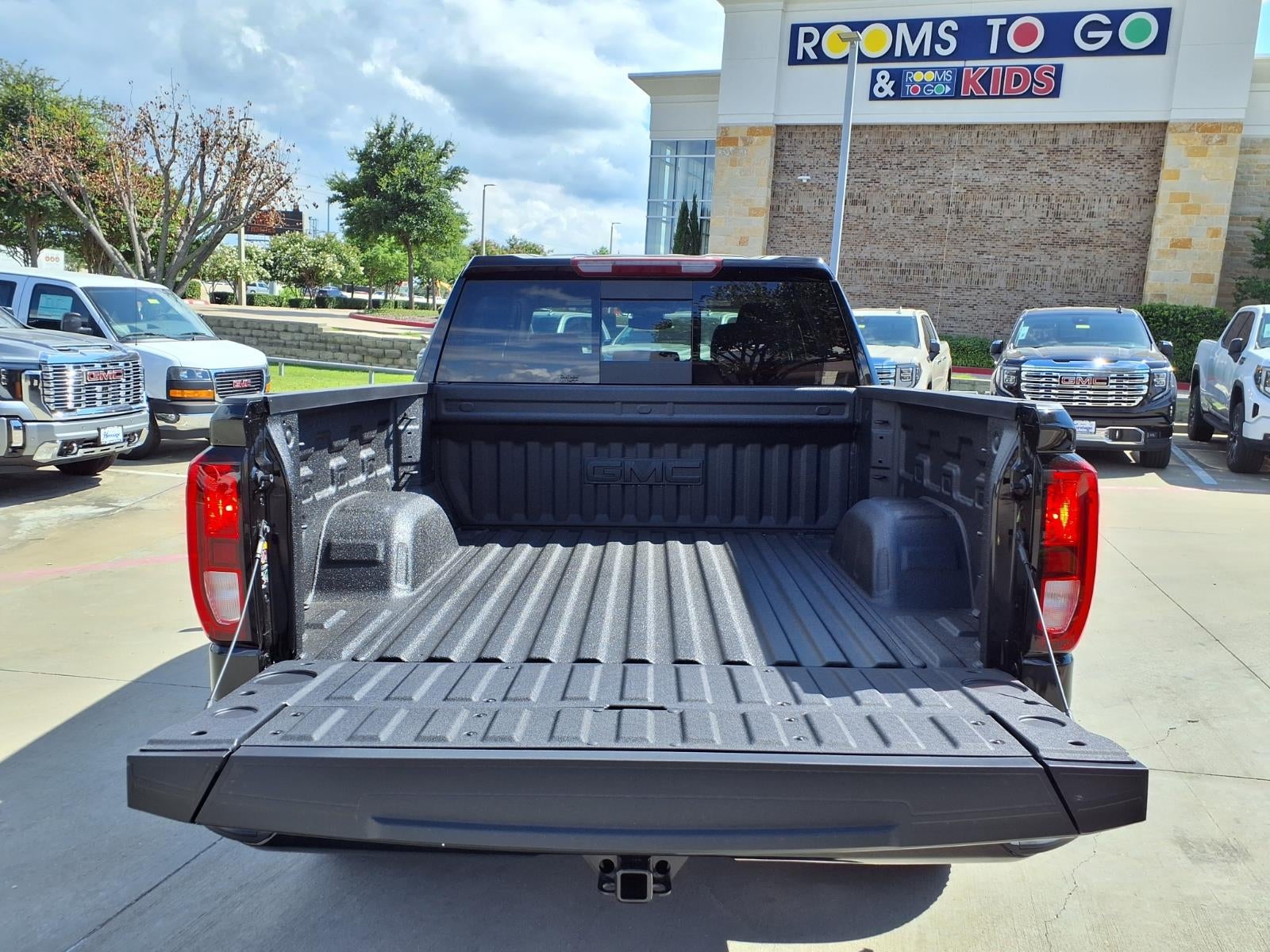 2026 GMC Sierra 1500 Elevation Crew Cab Short Box RWD