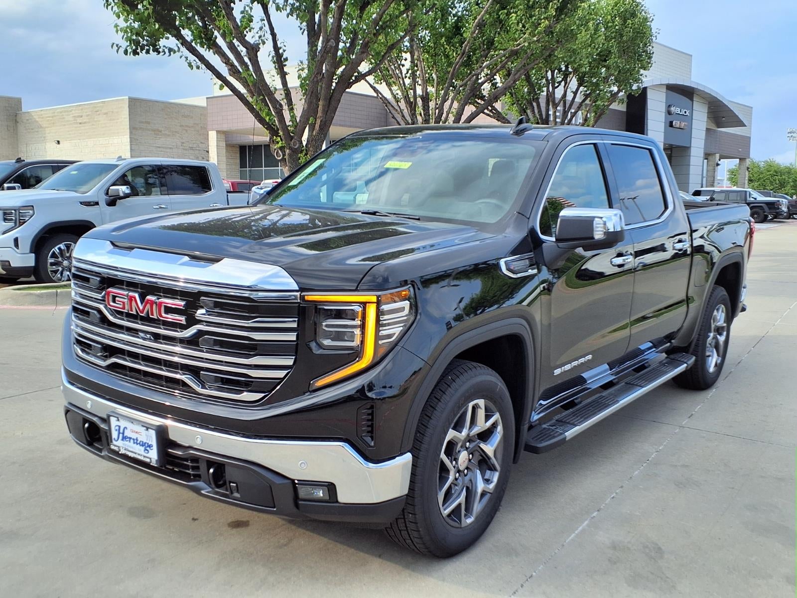 2026 GMC Sierra 1500 SLT Crew Cab Short Box RWD