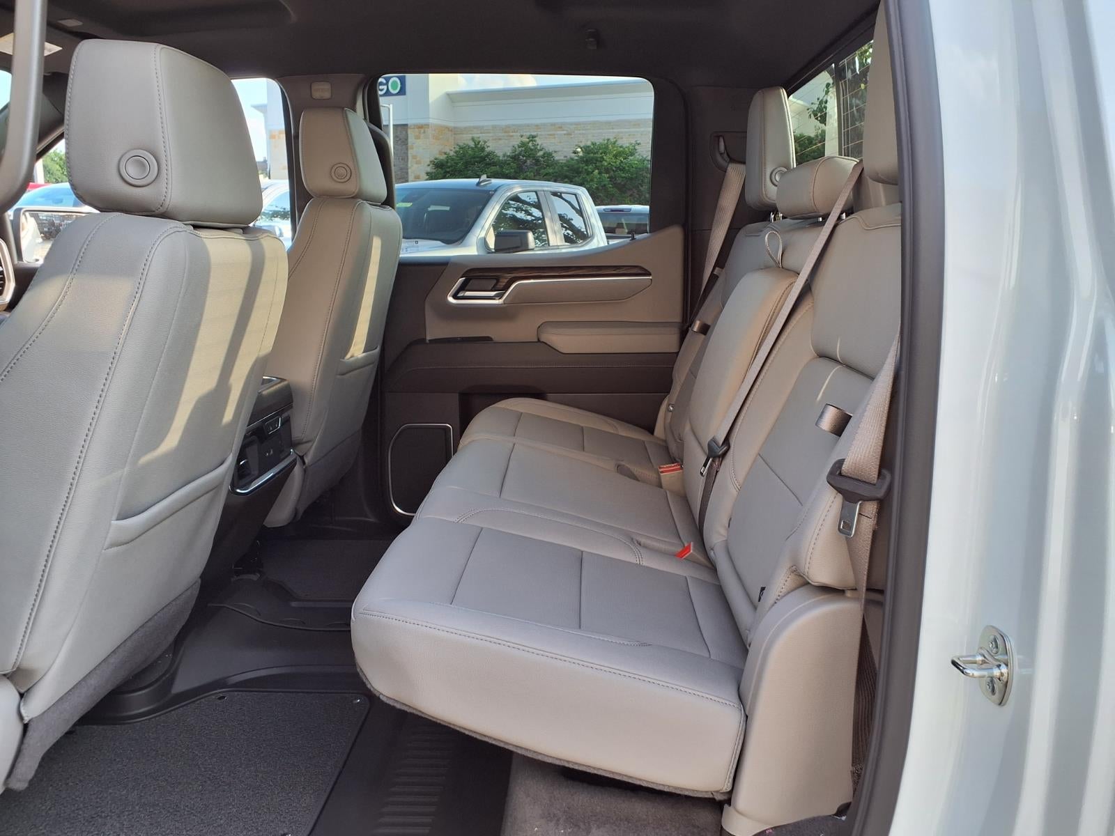 2026 GMC Sierra 1500 SLT Crew Cab Short Box RWD