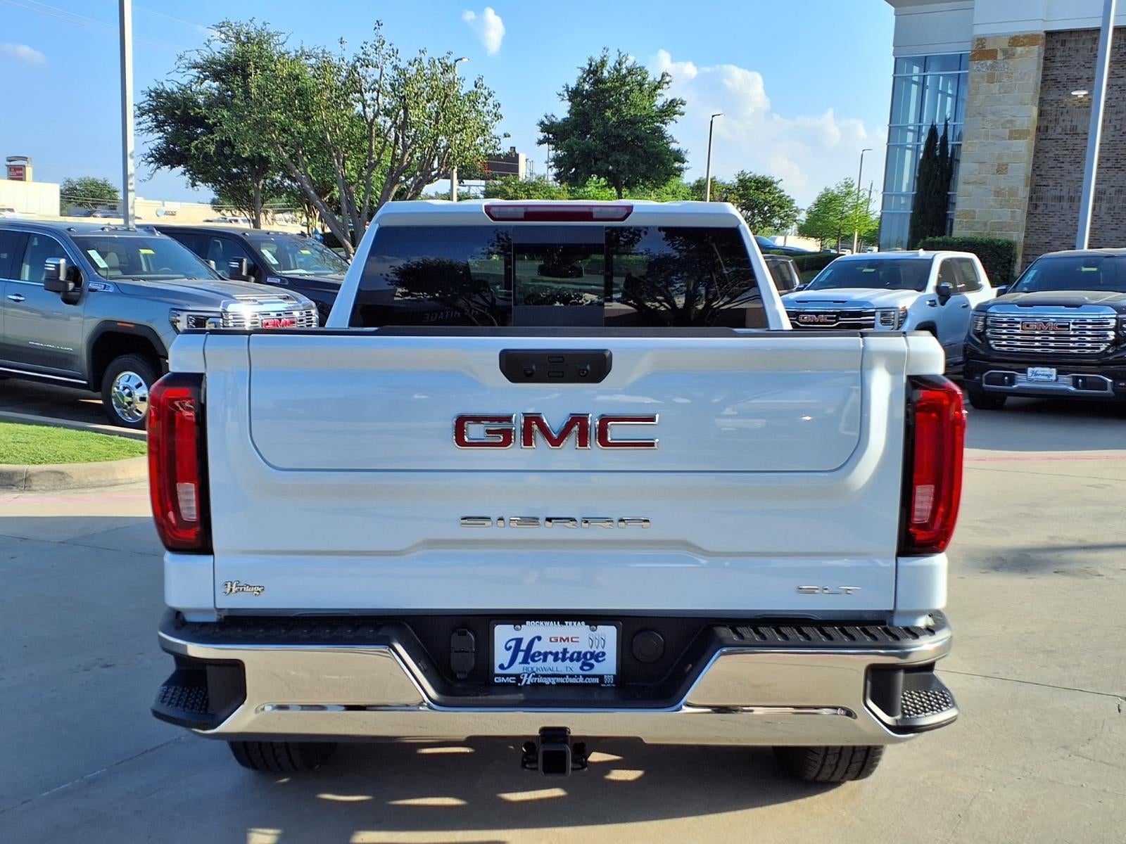 2026 GMC Sierra 1500 SLT Crew Cab Short Box RWD