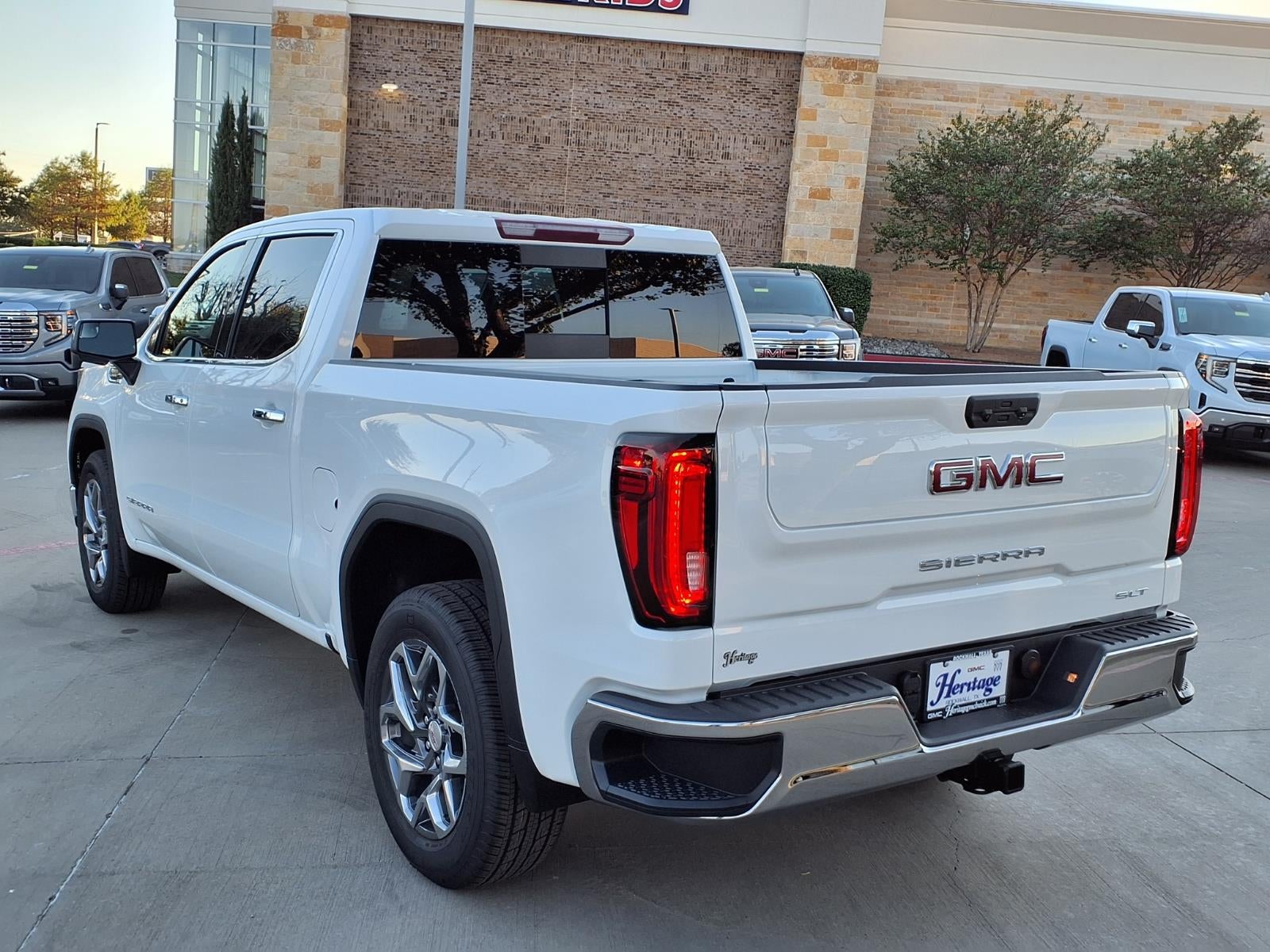 2026 GMC Sierra 1500 SLT Crew Cab Short Box RWD