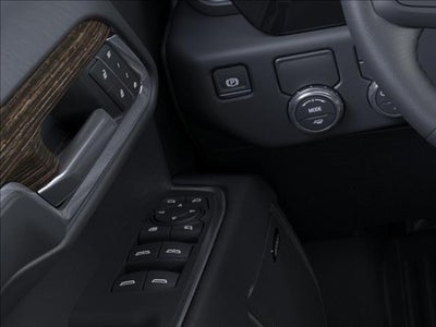 2026 GMC Sierra 1500 SLT Crew Cab Short Box RWD