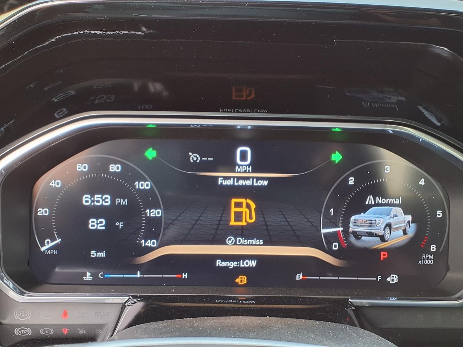 2026 GMC Sierra 1500 SLT Crew Cab Short Box RWD