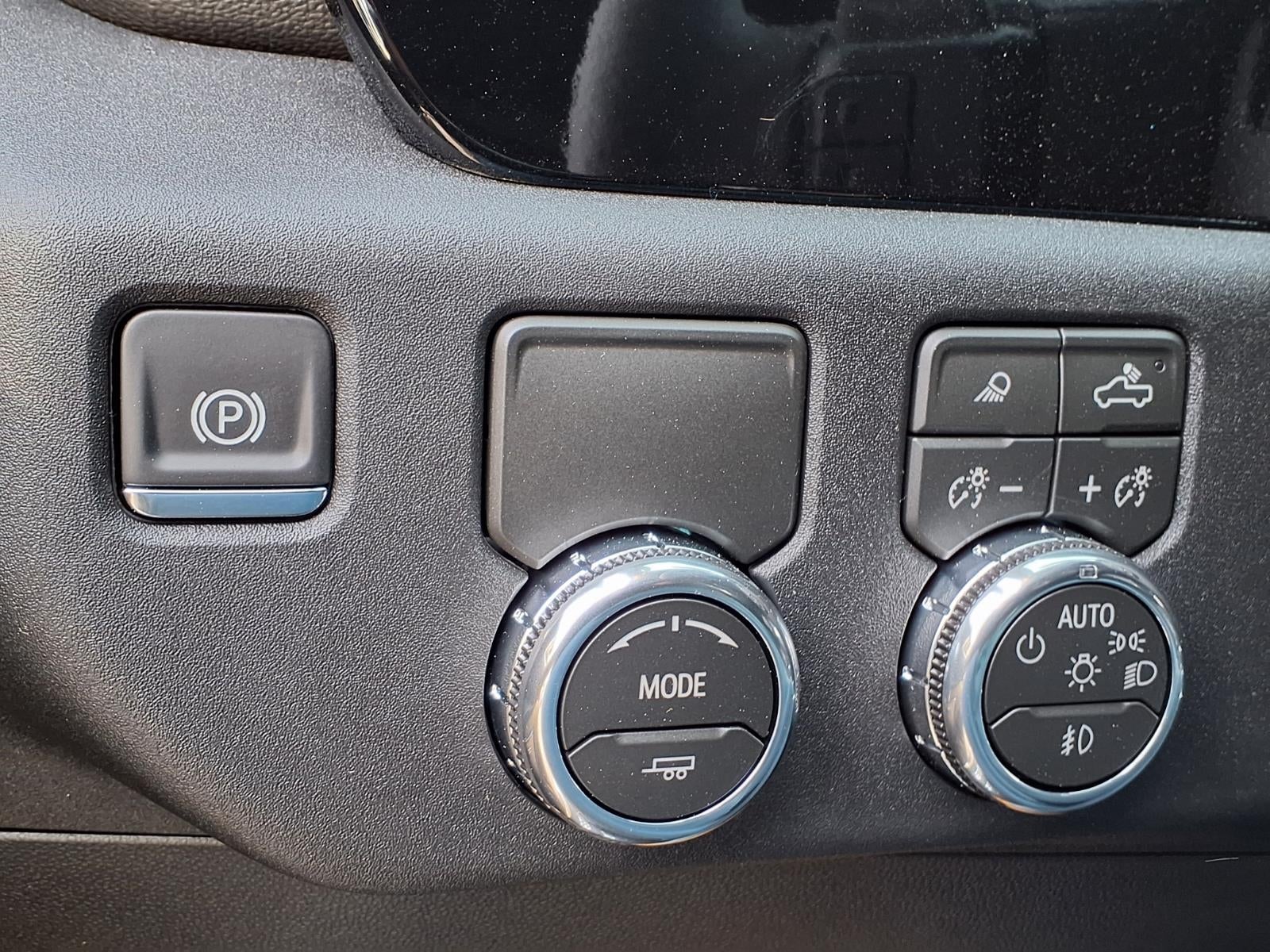 2026 GMC Sierra 1500 SLT Crew Cab Short Box RWD