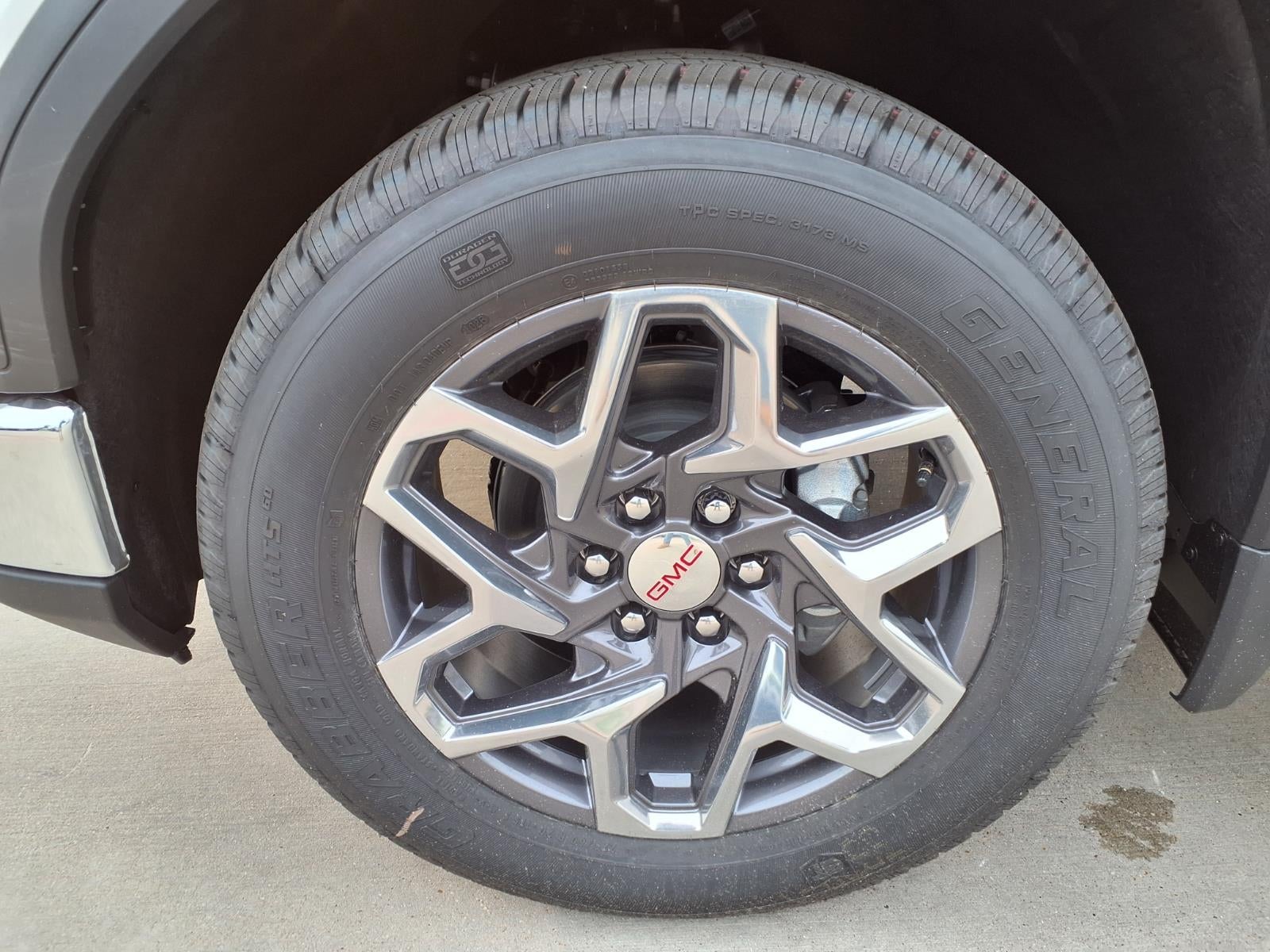 2026 GMC Sierra 1500 SLT Crew Cab Short Box RWD