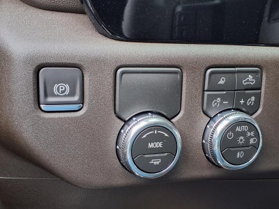 2026 GMC Sierra 1500 SLT Crew Cab Short Box RWD