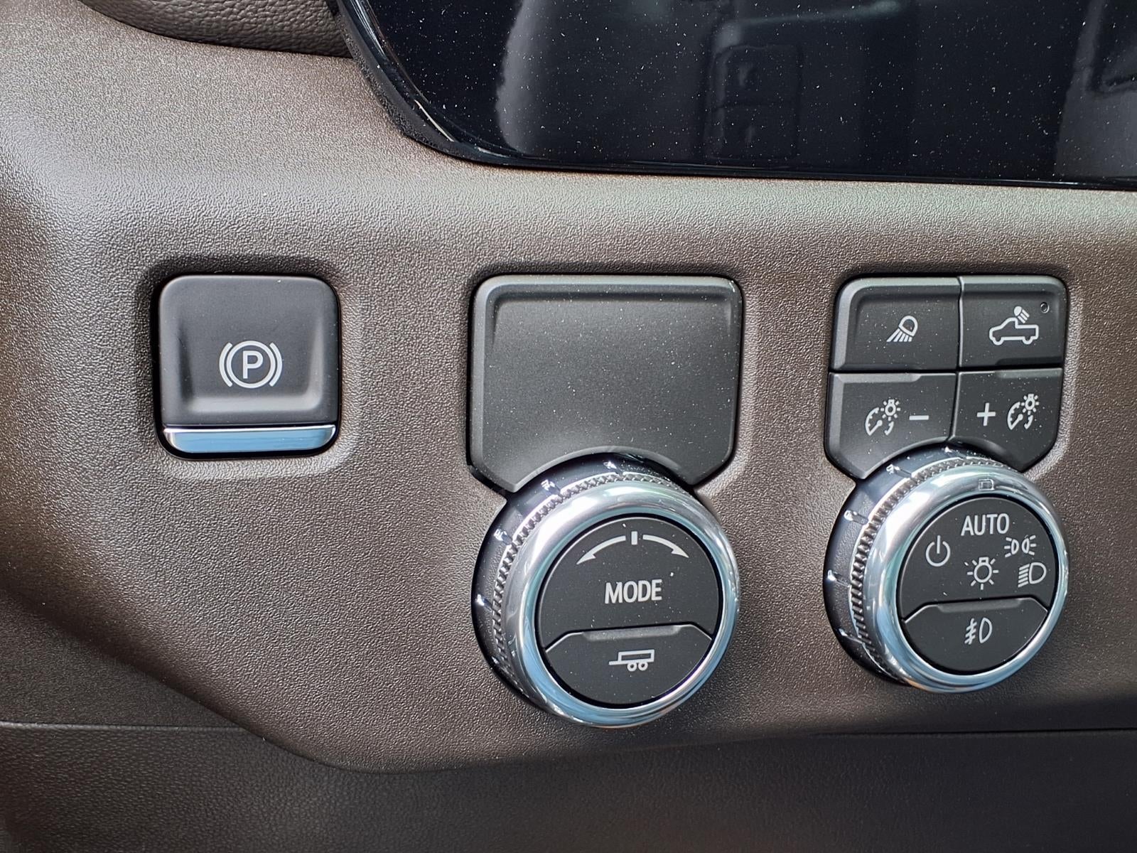 2026 GMC Sierra 1500 SLT Crew Cab Short Box RWD