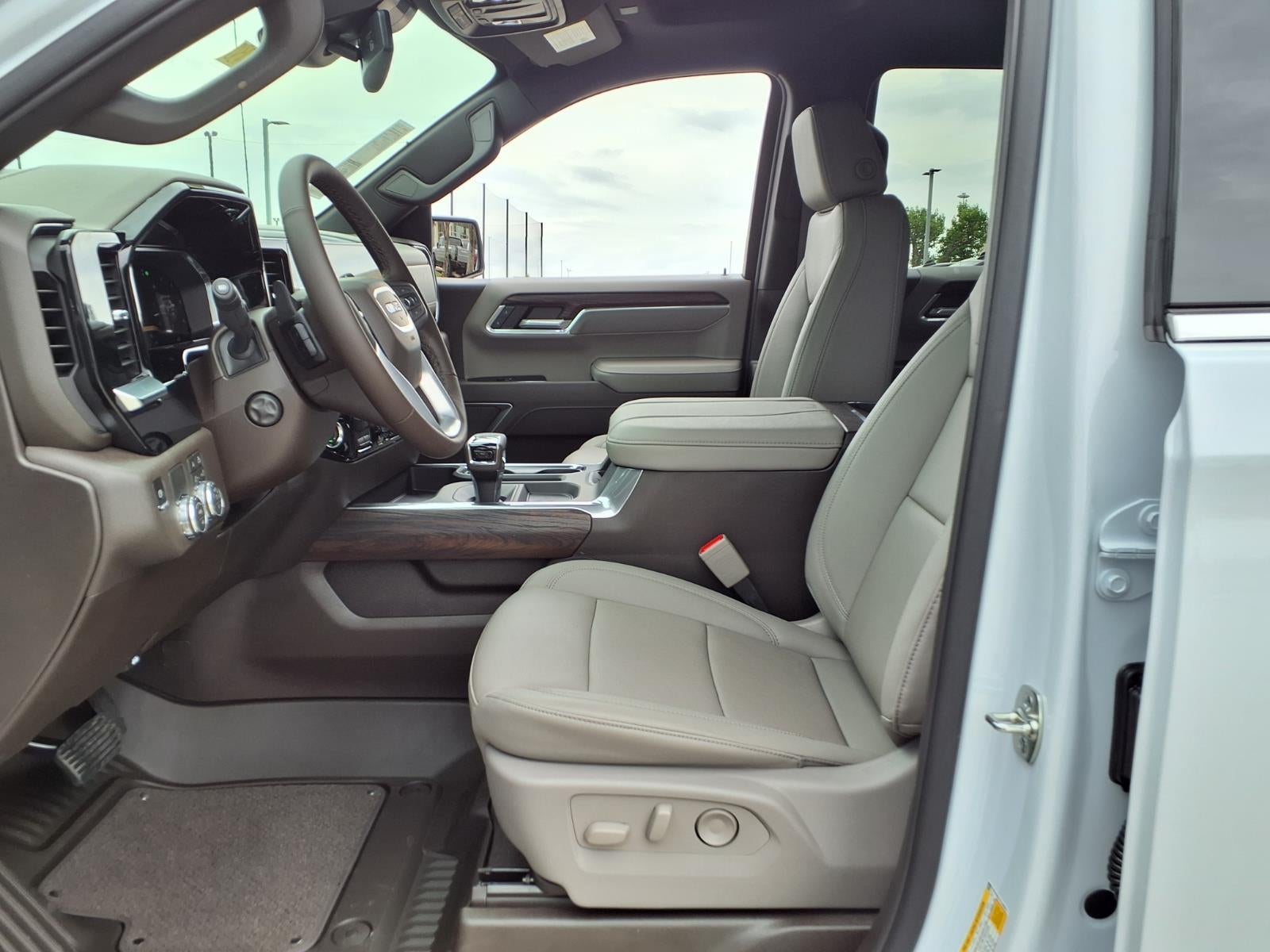 2026 GMC Sierra 1500 SLT Crew Cab Short Box RWD