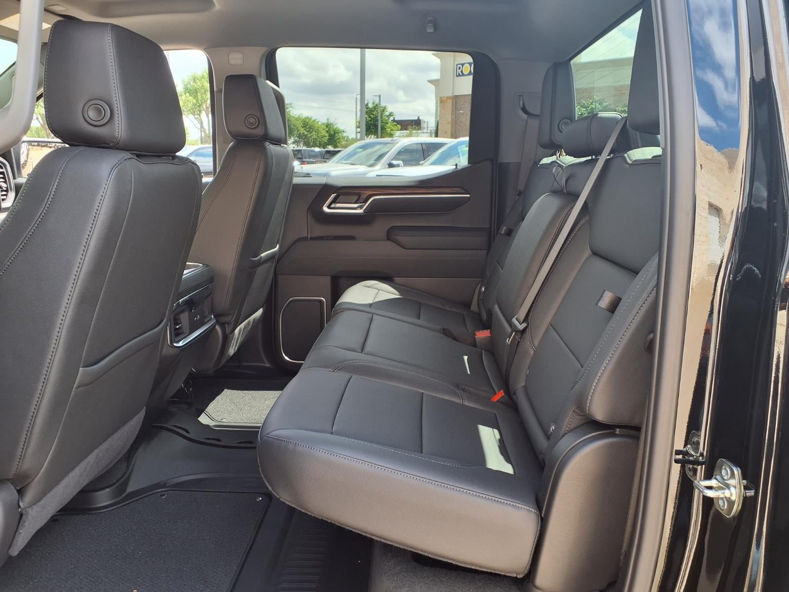 2026 GMC Sierra 1500 SLT Crew Cab Short Box RWD